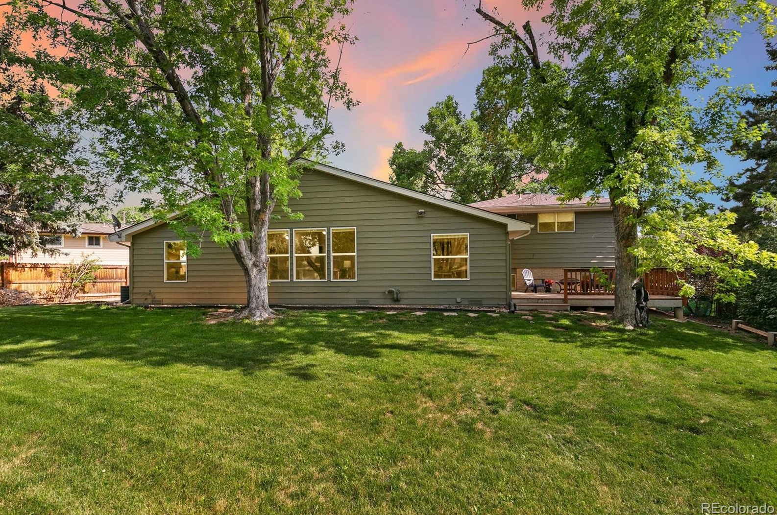 4703 Geddes Ct, Littleton CO 80122-2449 exterior