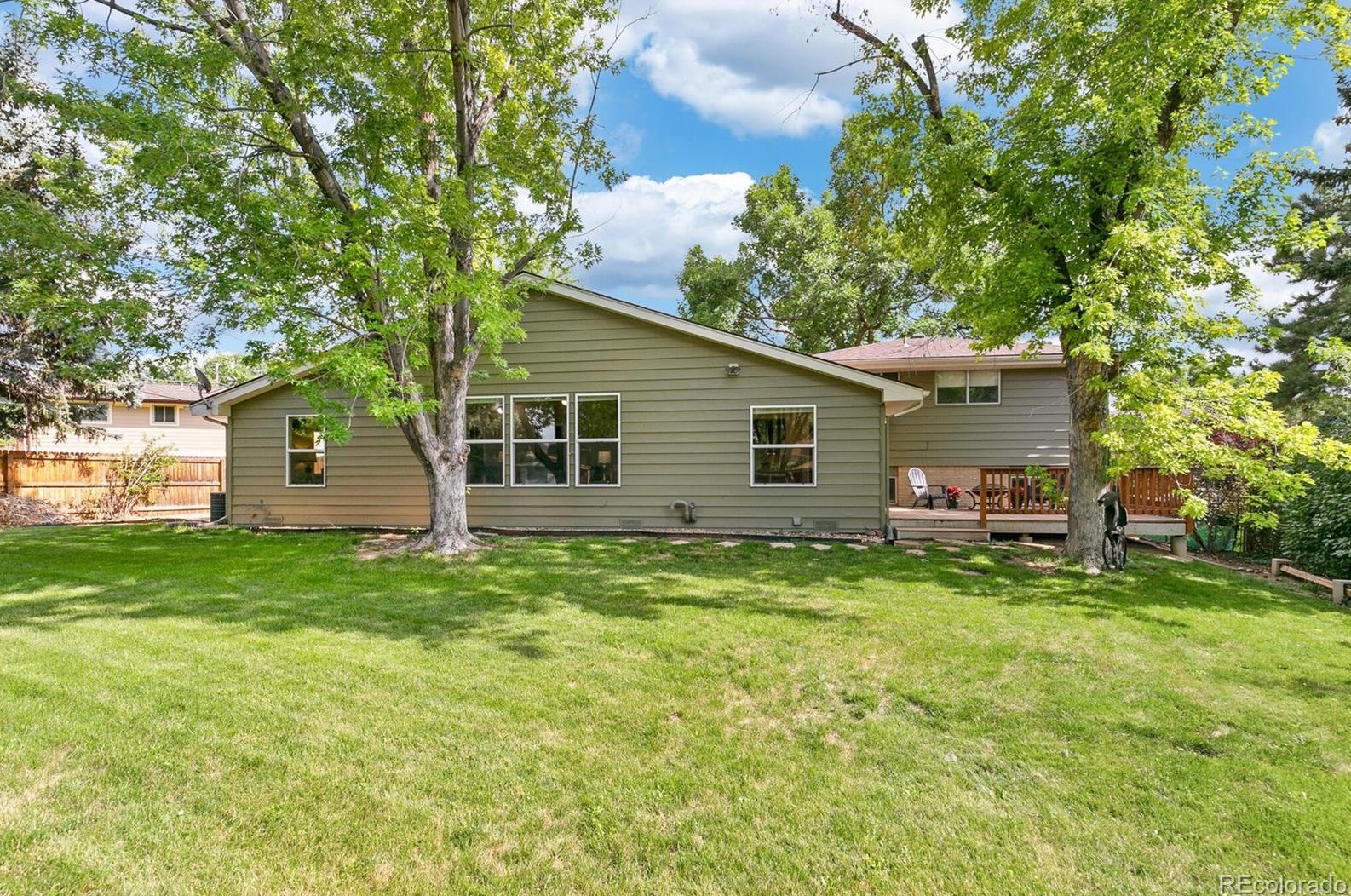 4703 Geddes Ct, Littleton CO 80122-2449 exterior