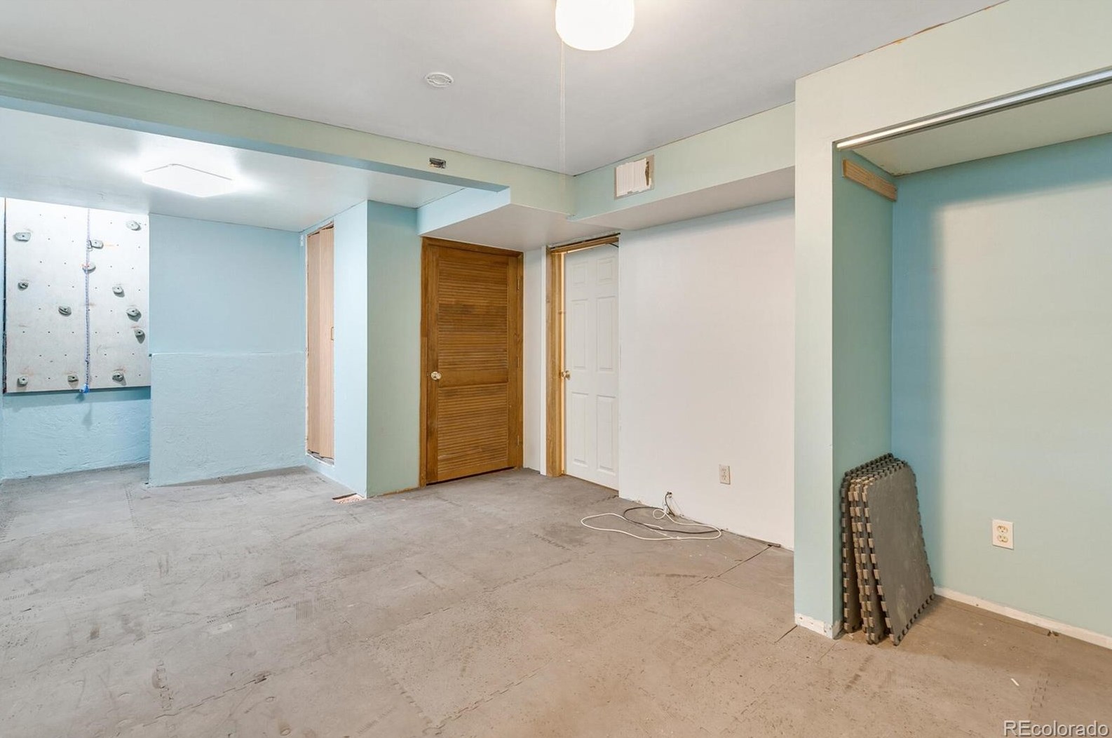 4703 Geddes Ct, Littleton CO 80122-2449 exterior