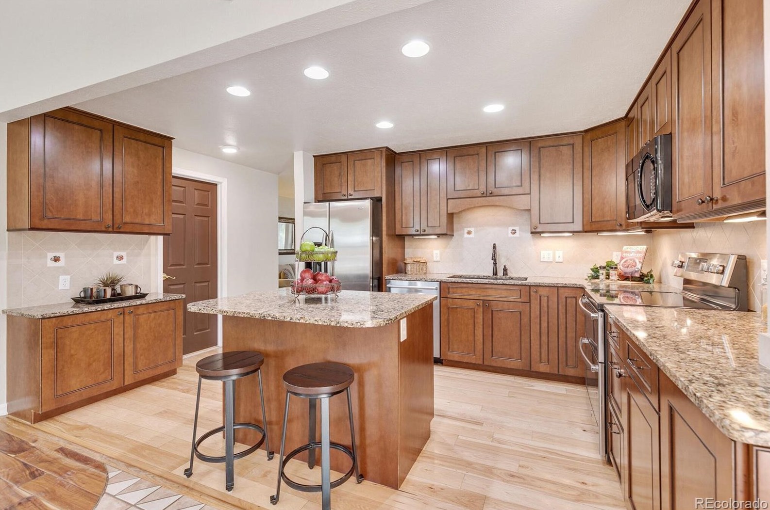 4703 Geddes Ct, Littleton CO 80122-2449 exterior