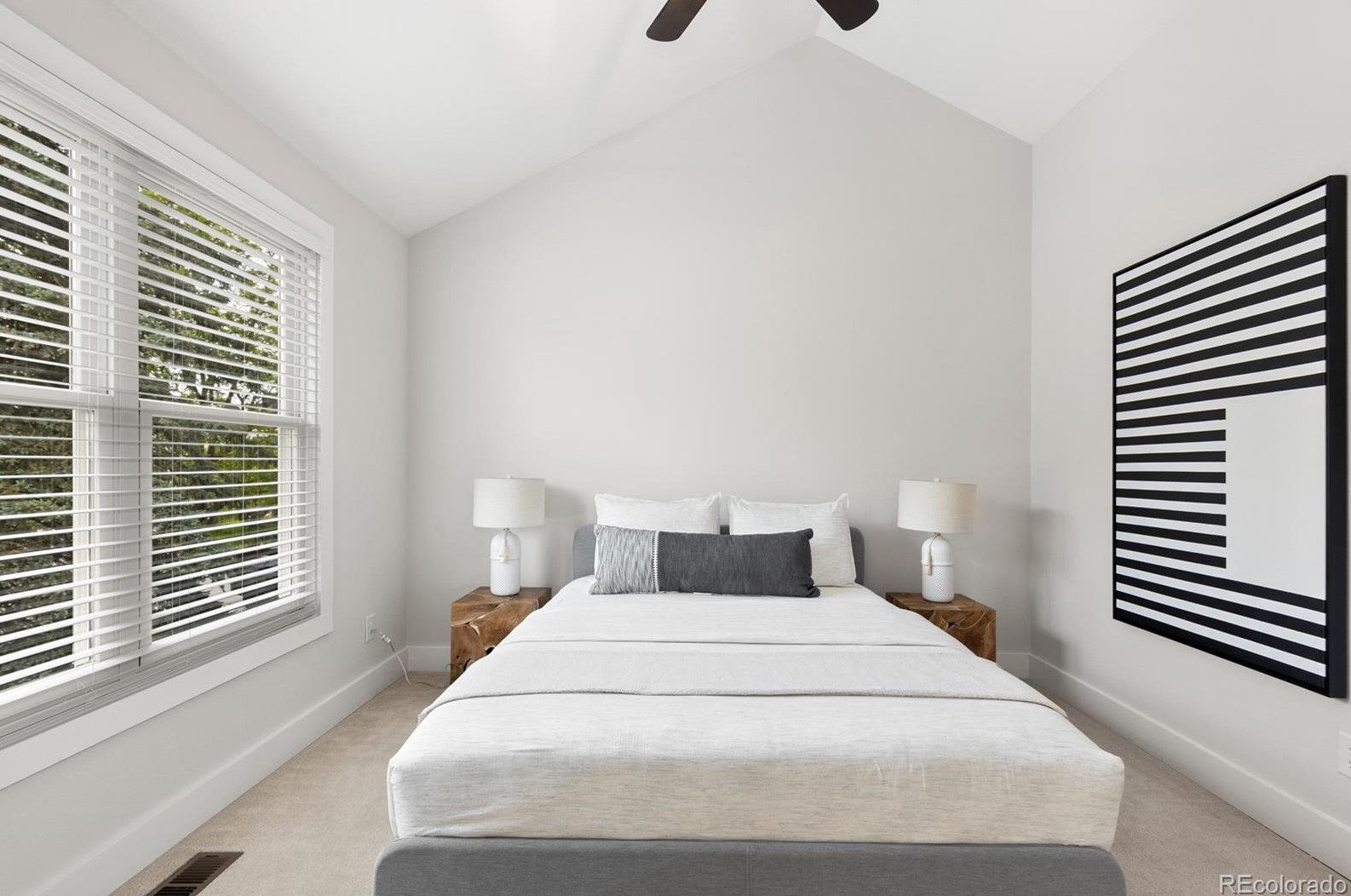 9997 Falcon Crk Dr, Littleton CO 80130-3802 exterior