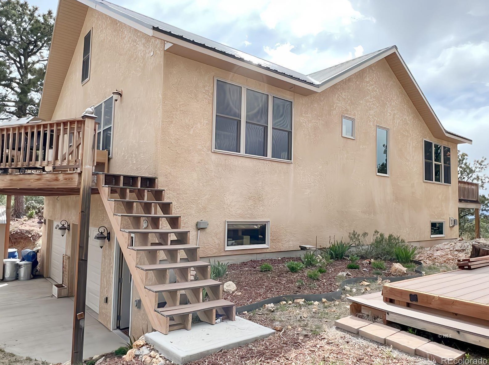 498 Bull Domingo Ln, Horn Creek, CO 81252