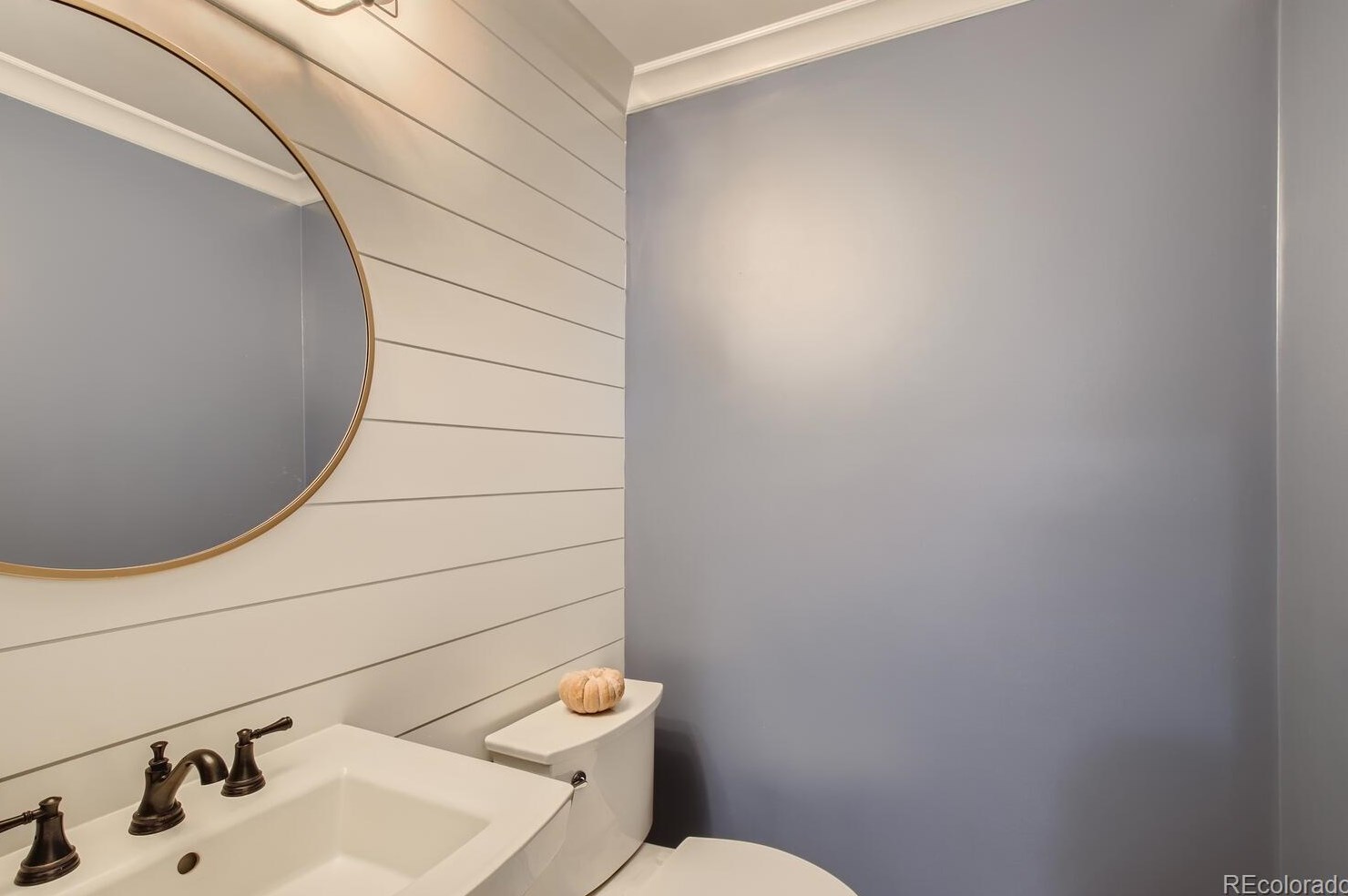 7056 Elm Ct, Littleton CO 80122-3828 exterior