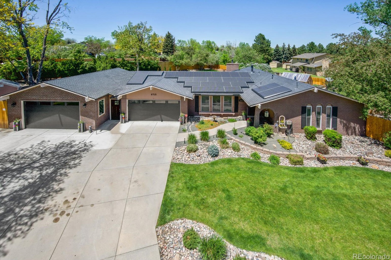 6715 Glasgow Ave, Littleton, CO 80128-4595