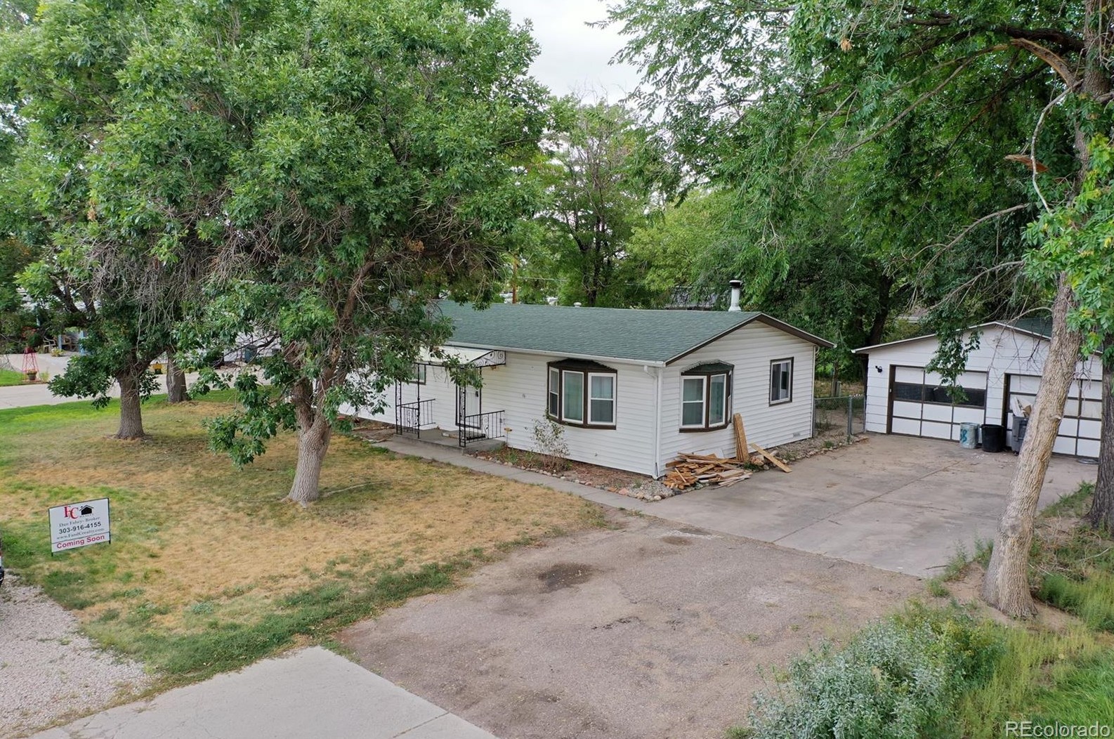 1758 Arapahoe St, Strasburg, CO 80136-7714