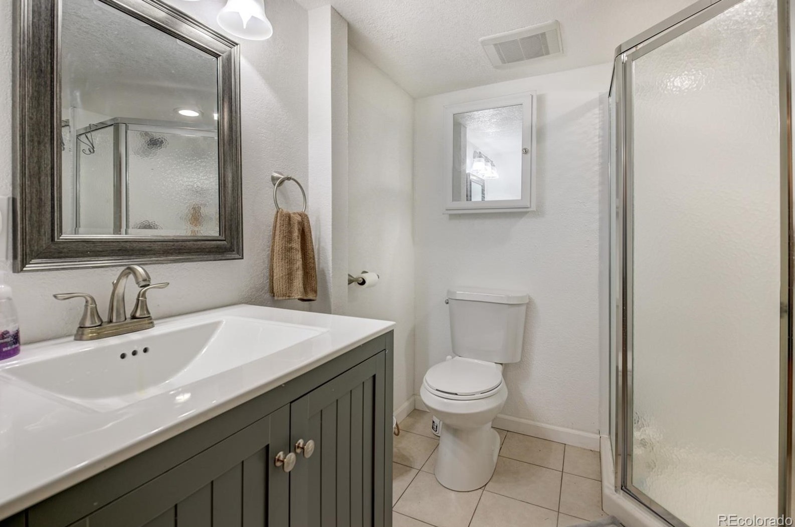 3460 Vanderhoof St, Bennett CO 80102-8933 exterior