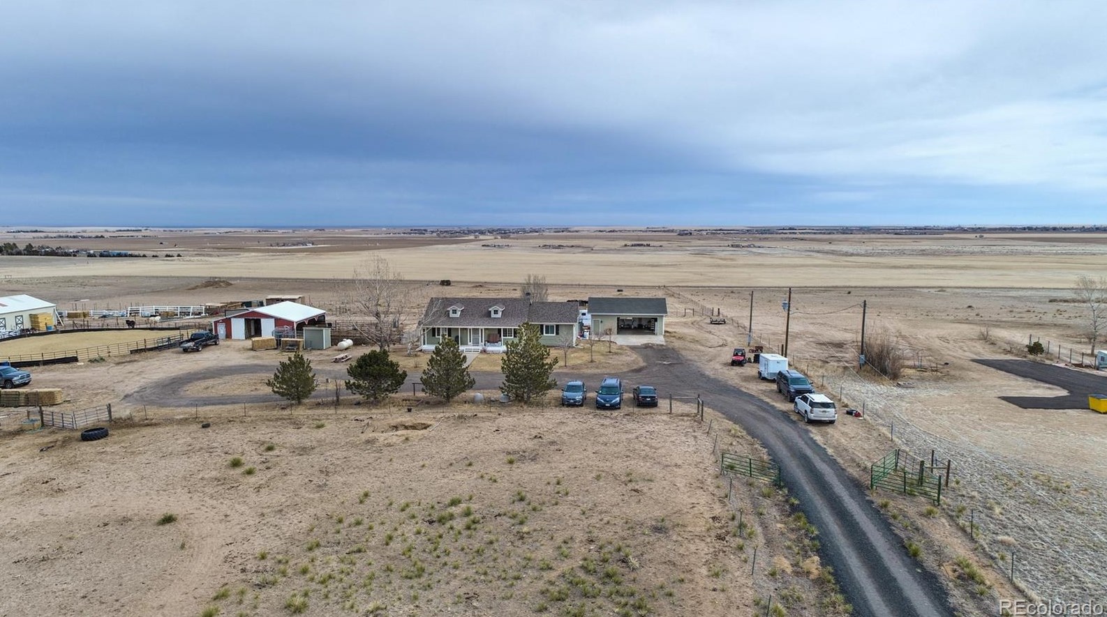 3460 Vanderhoof St, Bennett CO 80102-8933 exterior