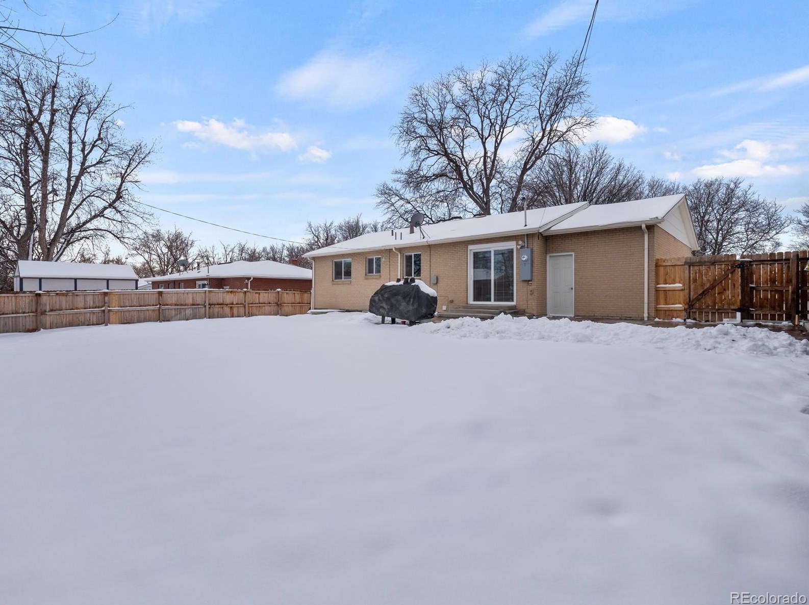 6906 Newcombe St, Arvada CO  80004-1478 exterior