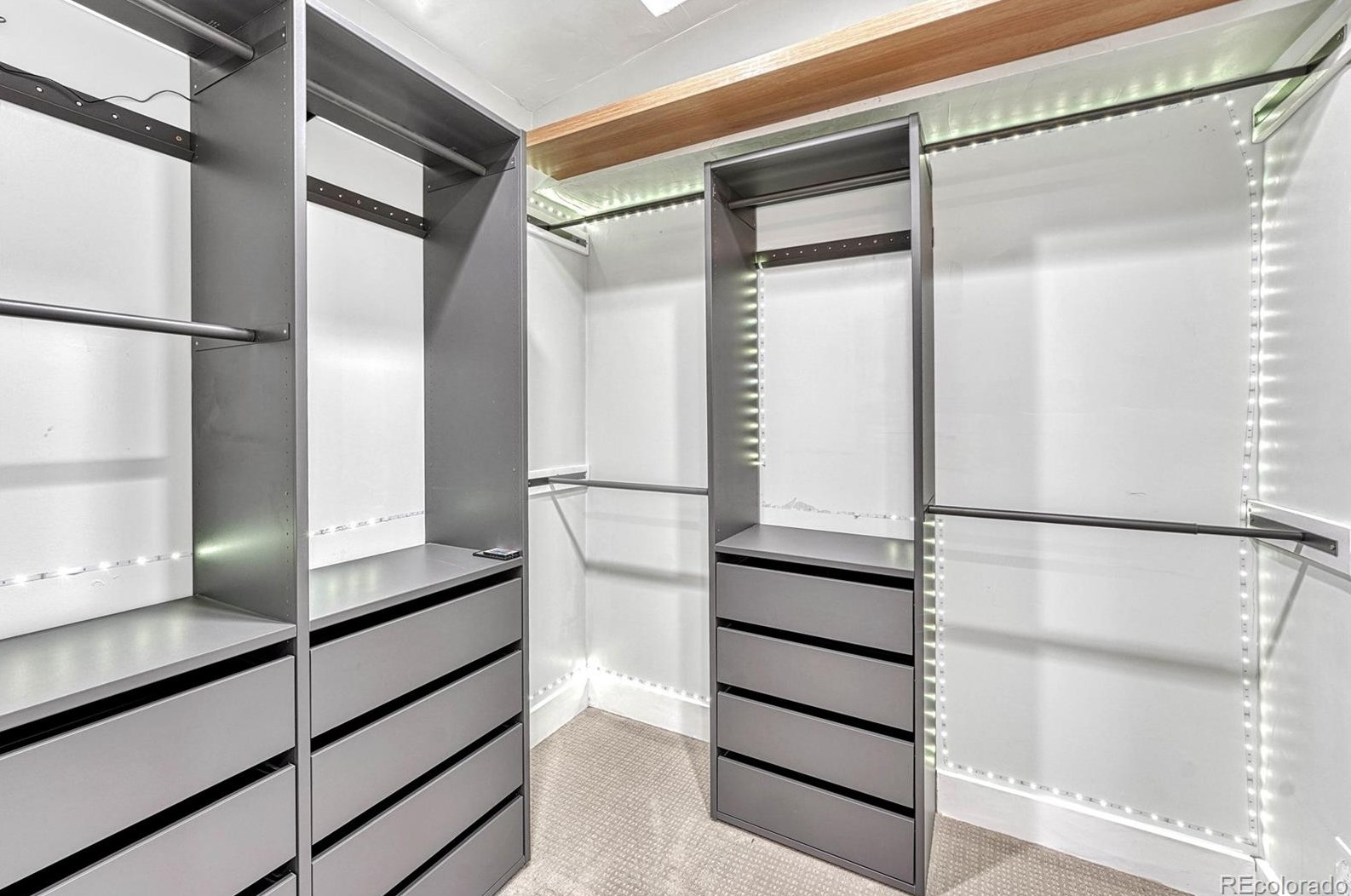 6048 Fair Dr, Littleton CO  80123-3874 exterior