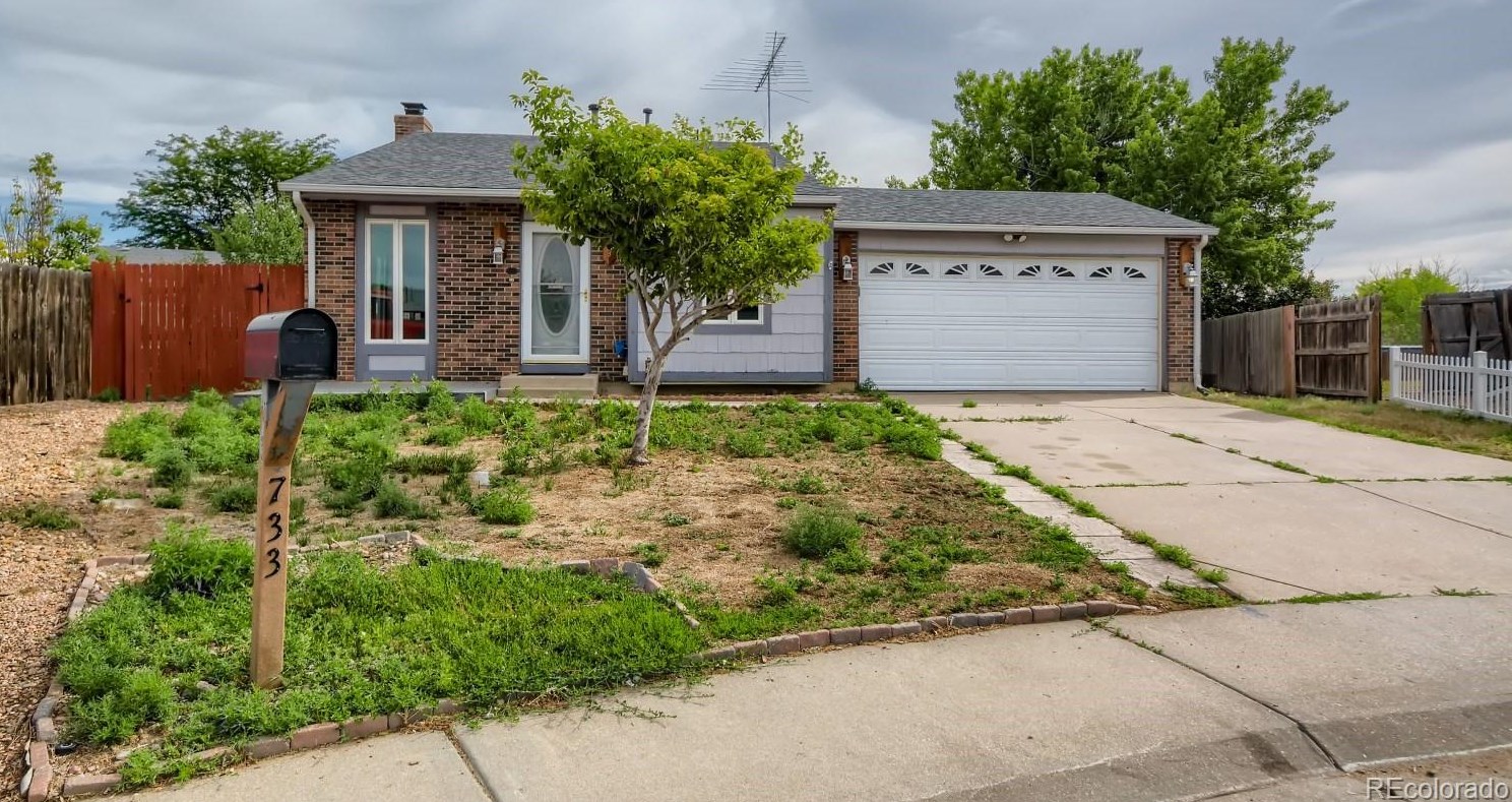 733 Centennial Way, Bennett, CO 80102-7881