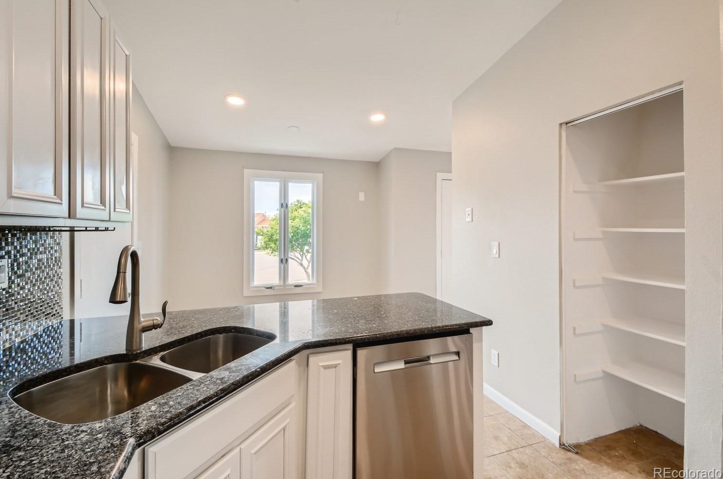 733 Centennial Way, Bennett CO 80102-7881 exterior