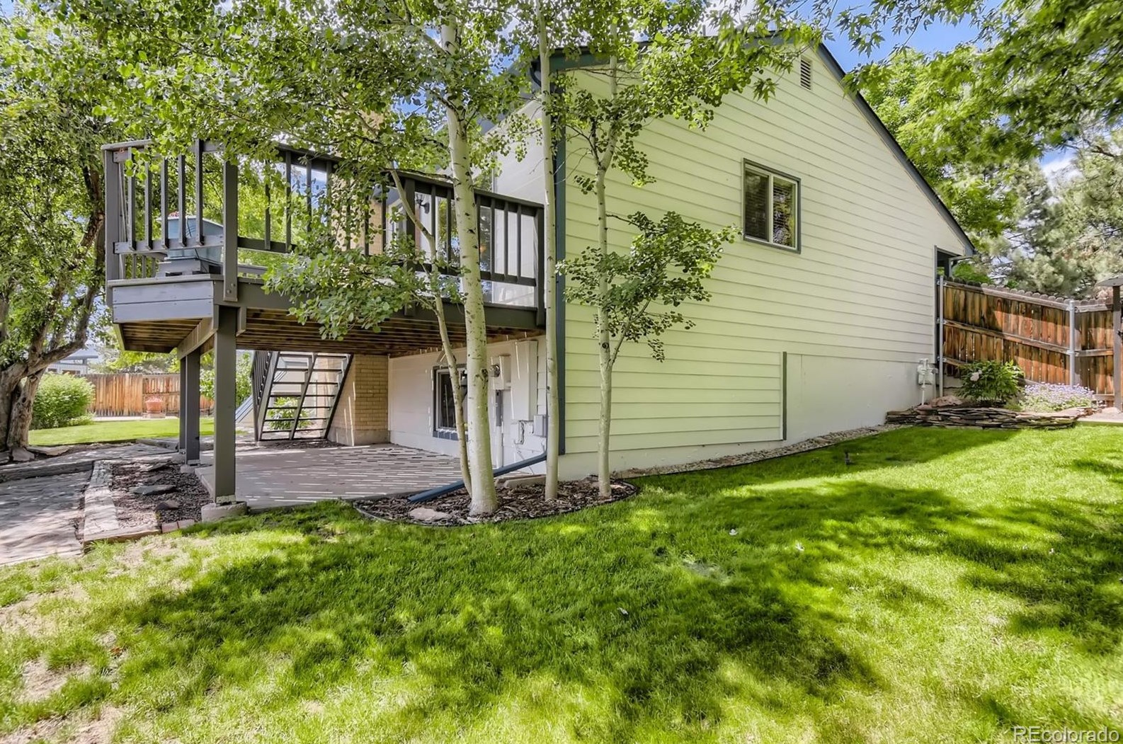 5964 Lee Way, Littleton CO 80127-2901 exterior