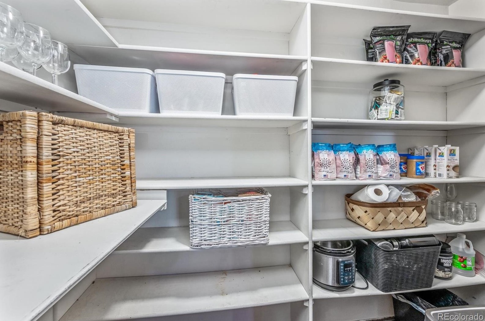 2097 Vigilante Ave, Bailey CO  80421-1053 exterior