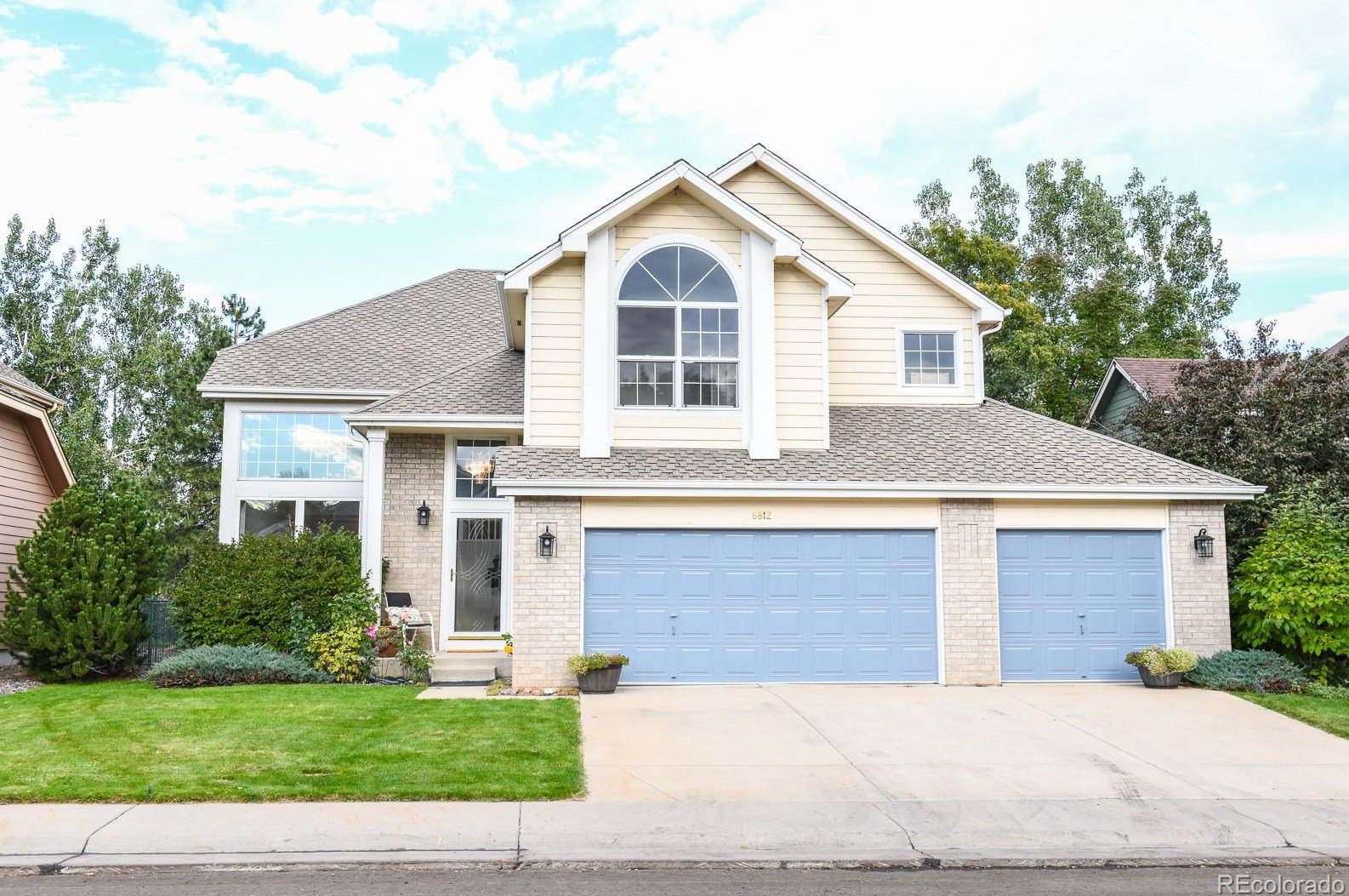 6812 Poppy Ct, Arvada, CO 80007-7068