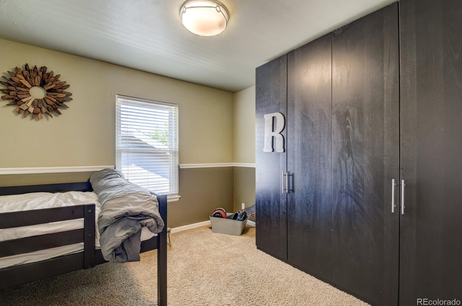 9944 Gwendelyn Pl, Littleton CO 80129-6219 exterior