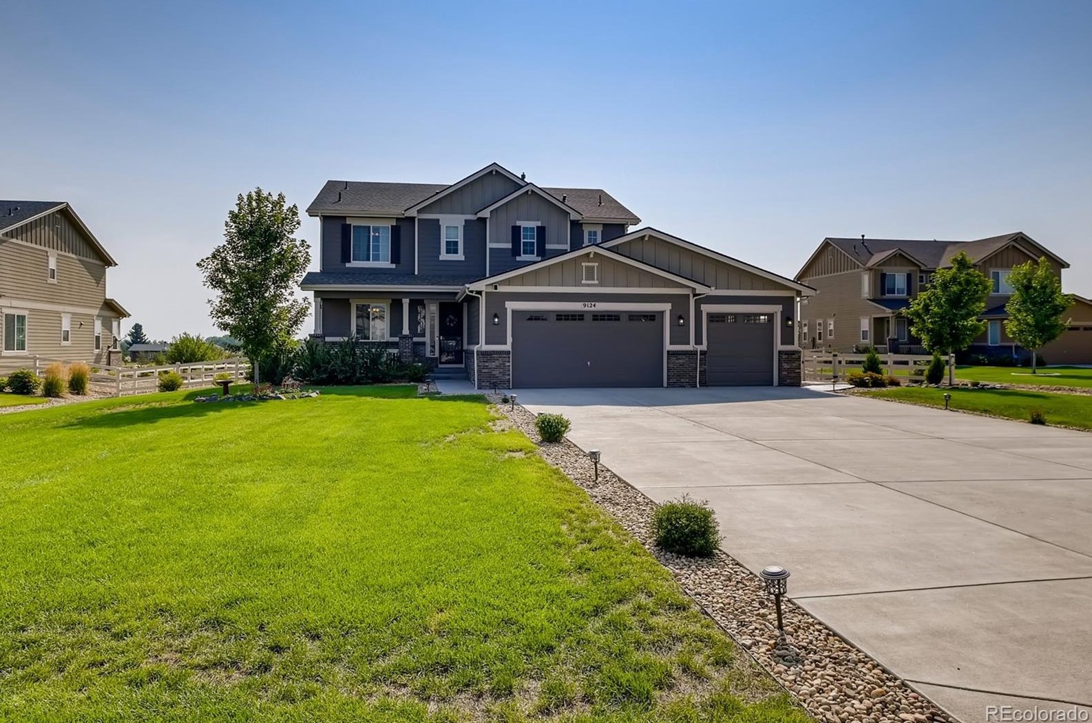 9124 Foxfire St, Longmont, CO 80504-3529