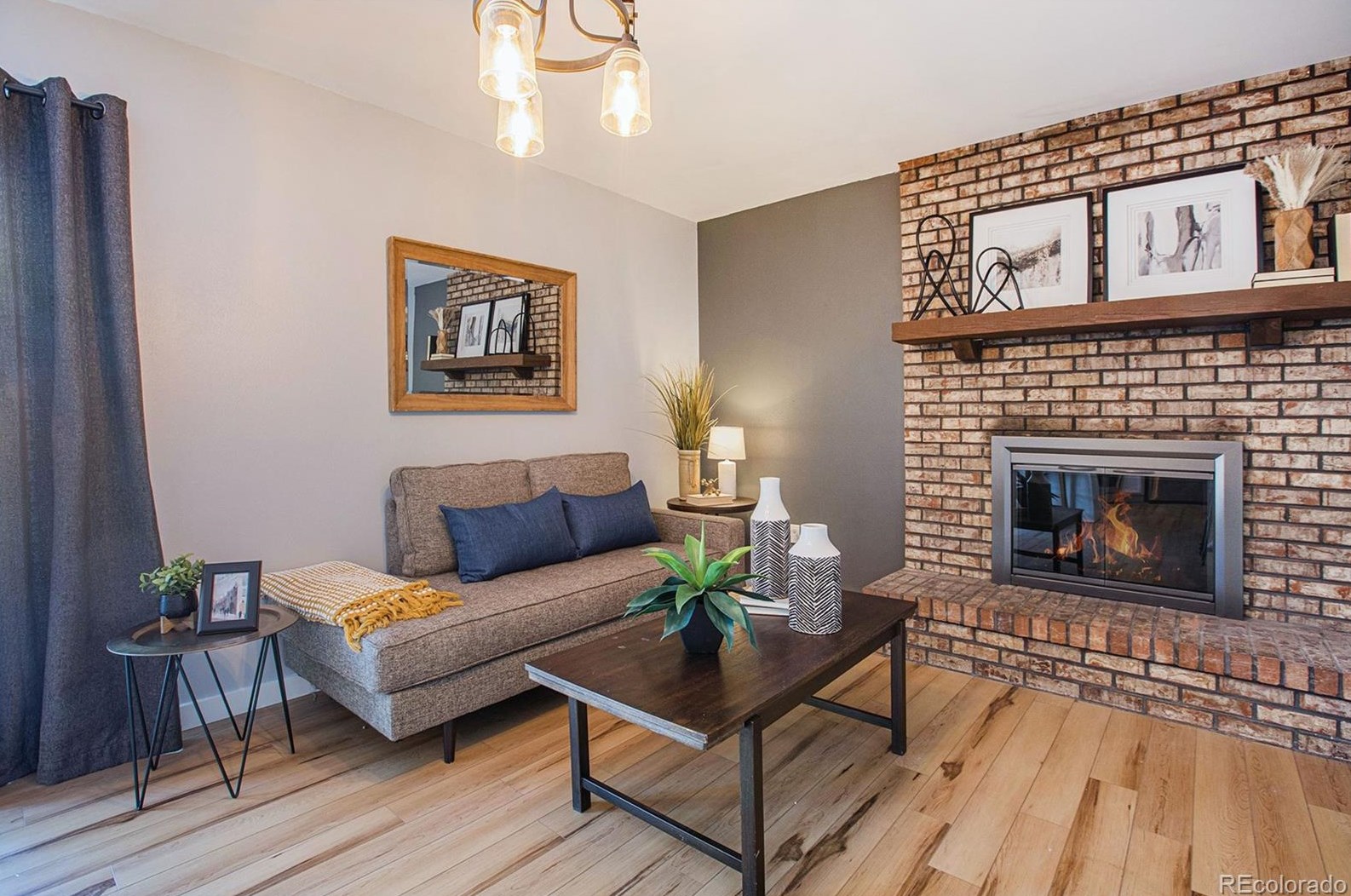 25 Gordon Dr, Castle Rock CO  80104-2109 exterior