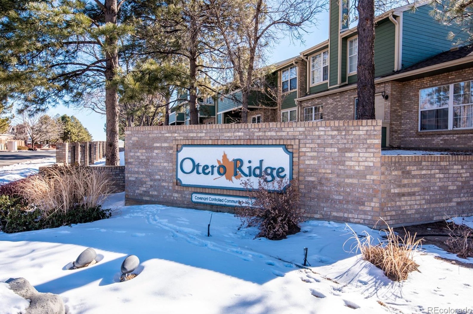 2740 Otero Pl, Littleton CO 80122-4218 exterior