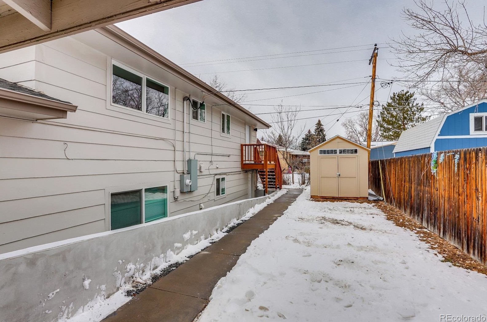 8104 Chase Dr, Arvada CO  80003-1808 exterior