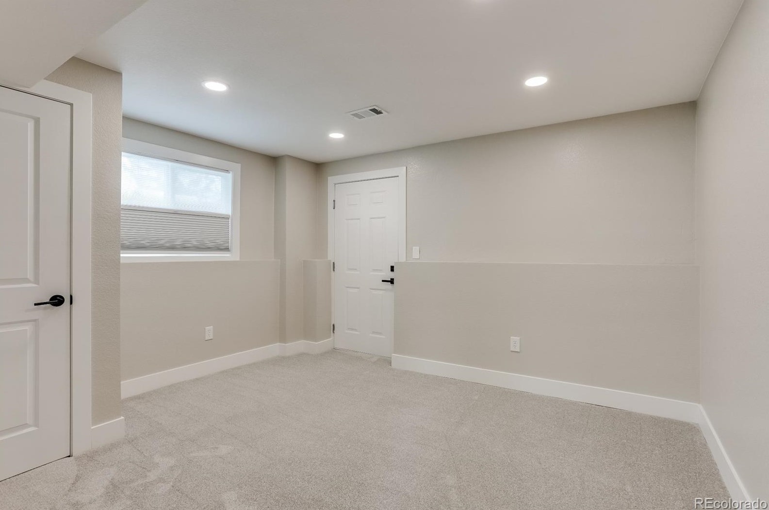8104 Chase Dr, Arvada CO  80003-1808 exterior