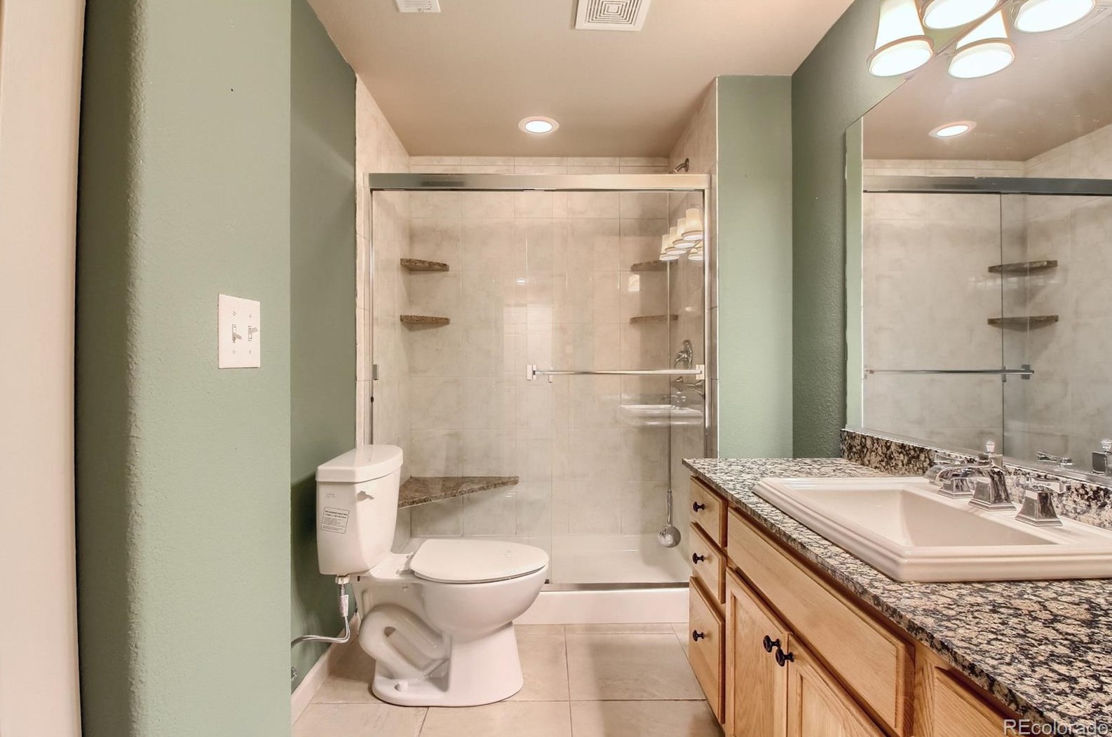 8592 Mallard Pl, Littleton CO 80126-2963 exterior