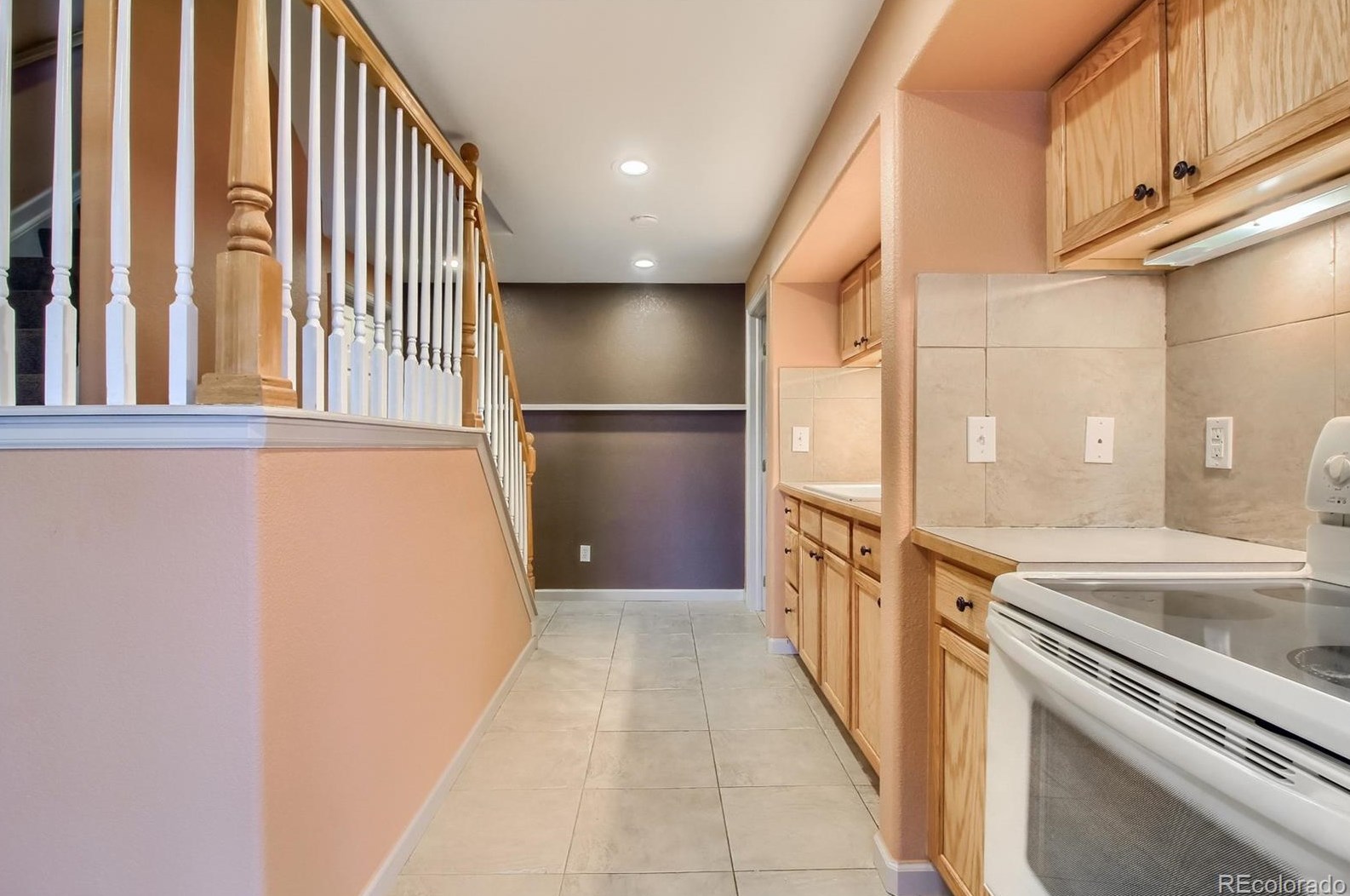 8592 Mallard Pl, Littleton CO 80126-2963 exterior