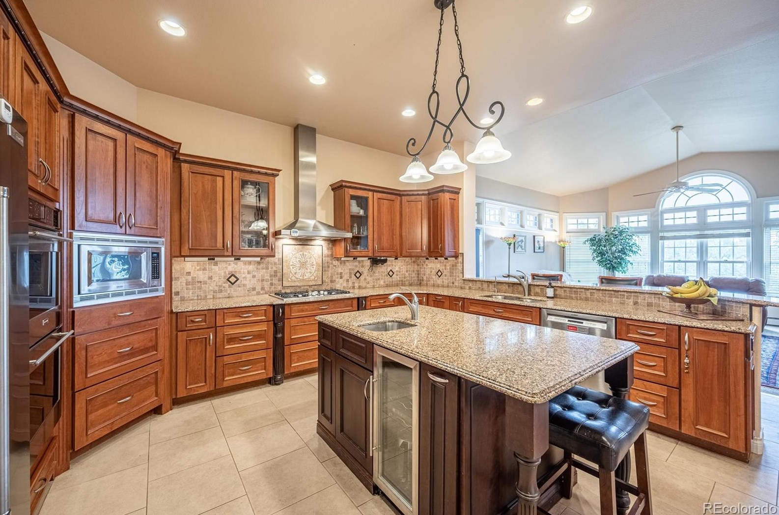 8050 La Veta Rd, Palmer Lake CO 80118-8229 exterior