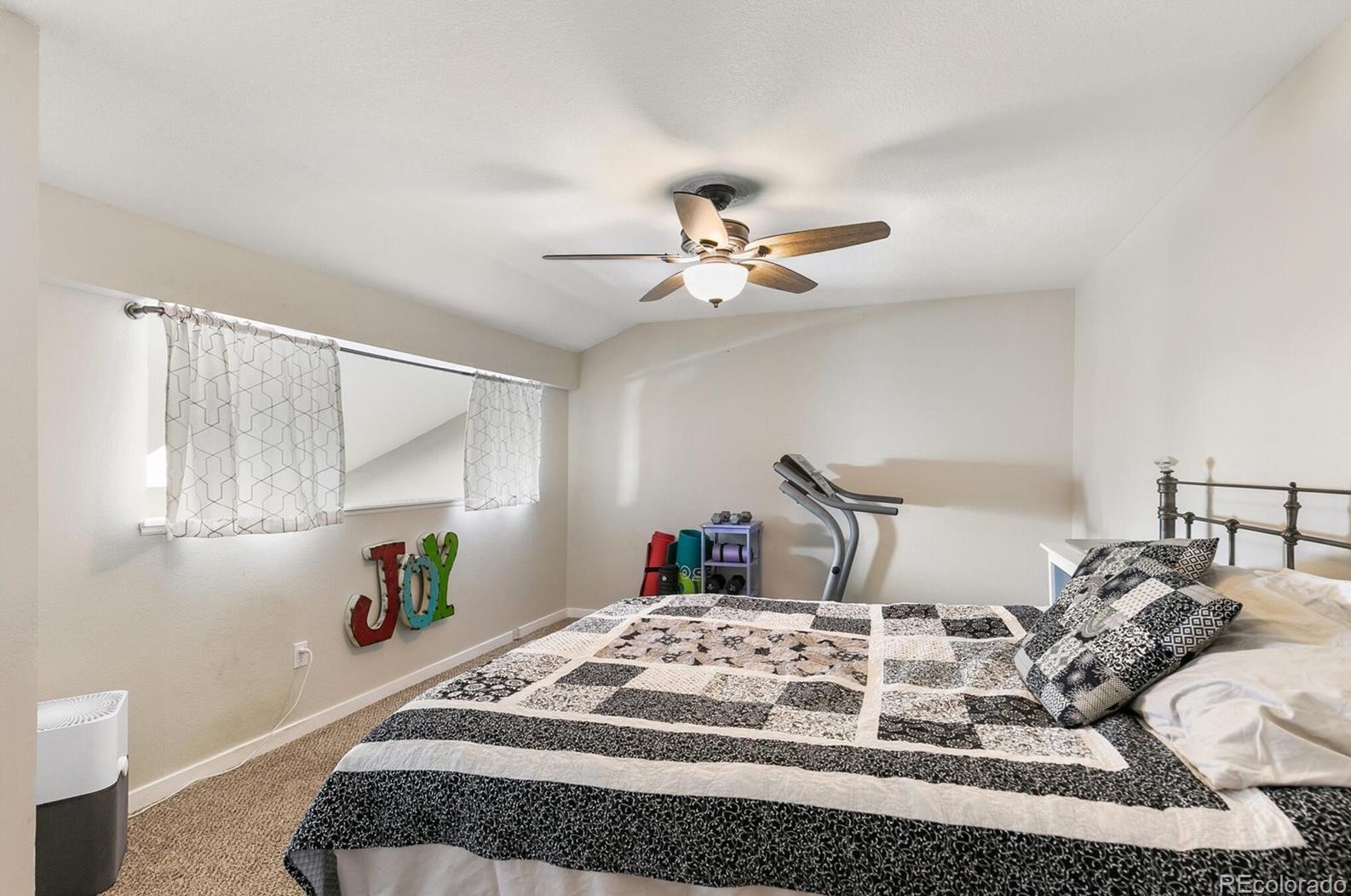 12093 Cross Dr, Littleton CO  80127-5249 exterior