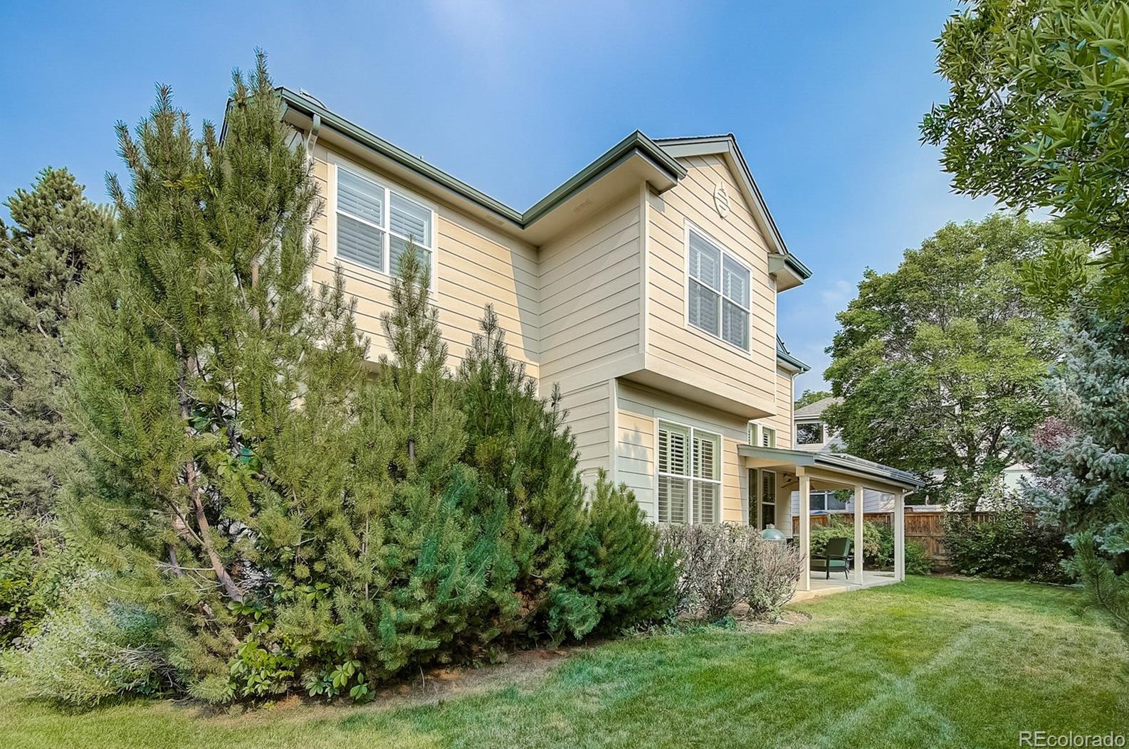 10085 Glenstone Cir, Littleton CO 80130-8019 exterior