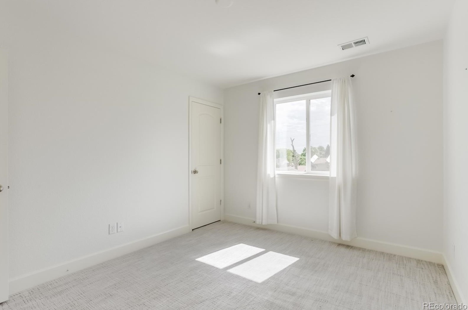 7408 Pennsylvania St, Littleton CO  80122 exterior