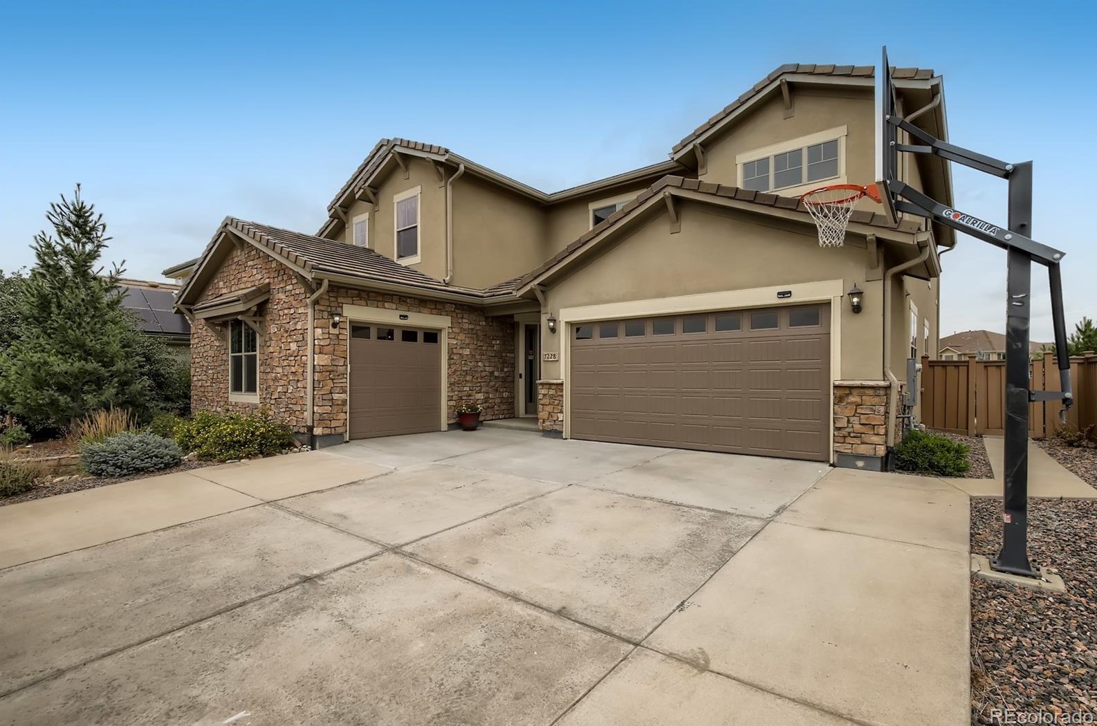 7228 Galaxy Ct, Castle Rock, CO 80108-3107