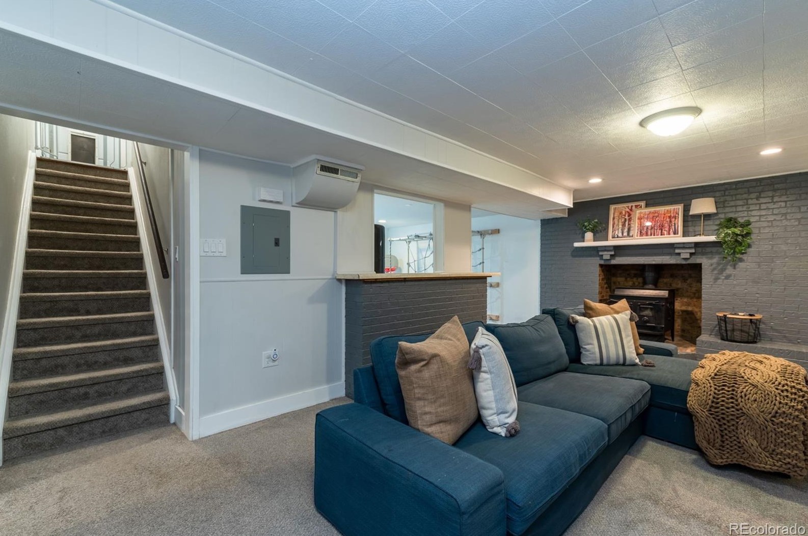 30 James Cir, Longmont CO  80501-6805 exterior