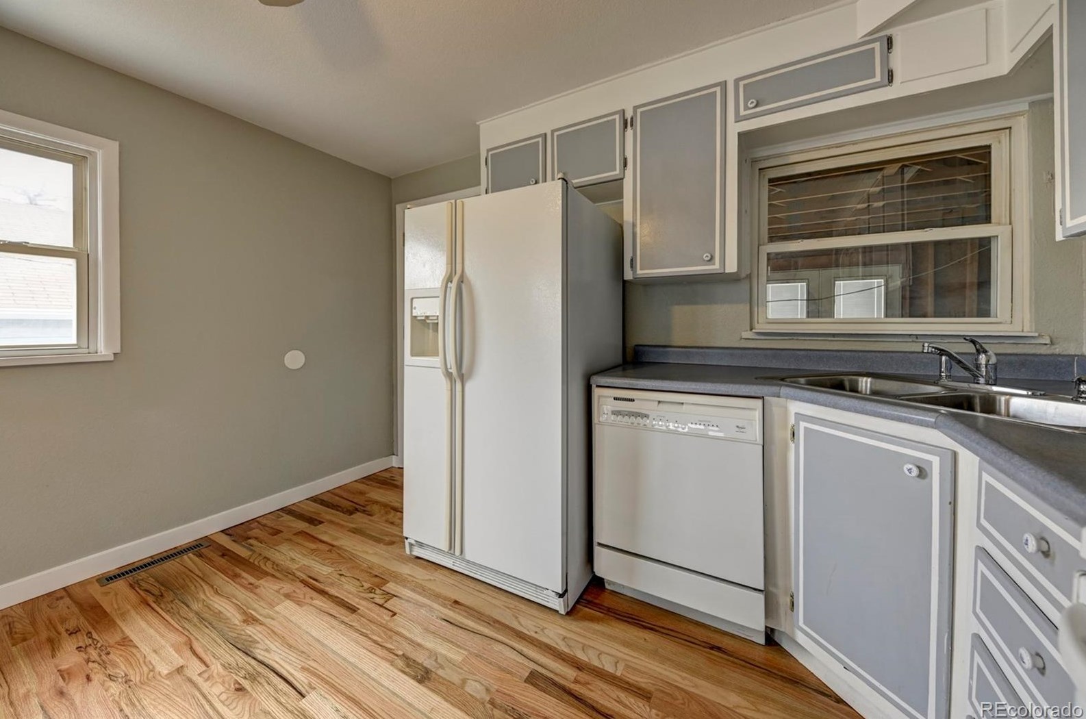 1108 Bennett Ave, Colorado Springs CO 80909-4028 exterior