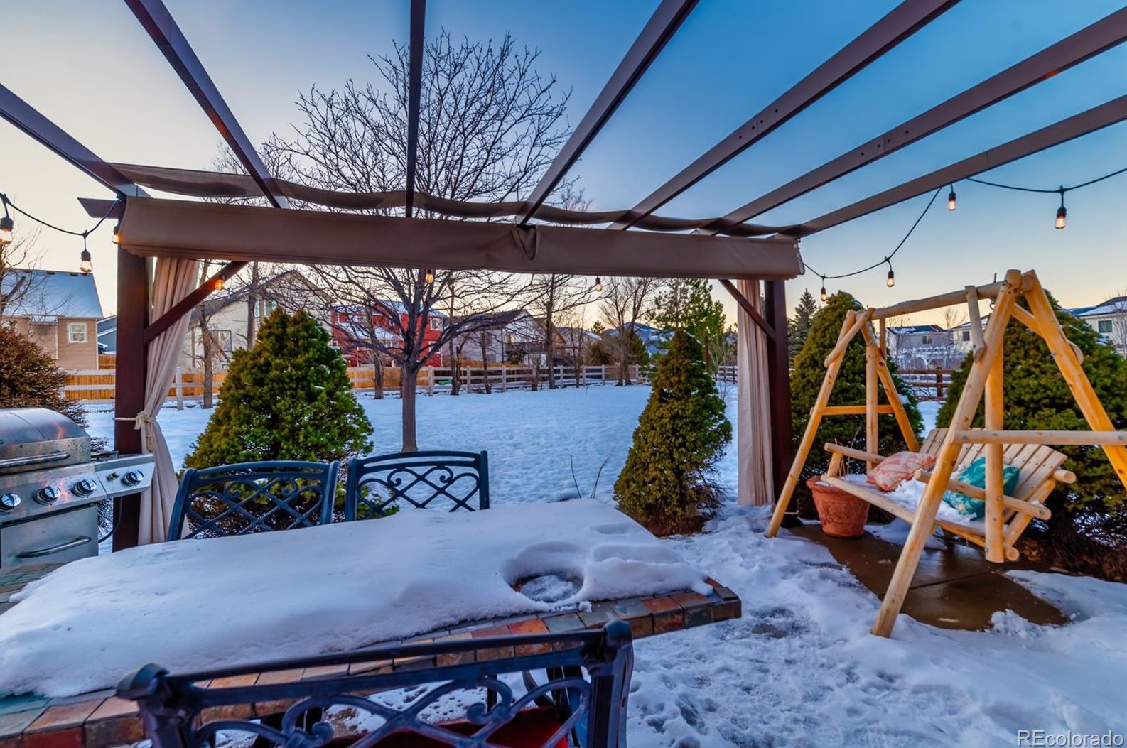 9625 Mallard Pond Way, Littleton CO  80125-8872 exterior