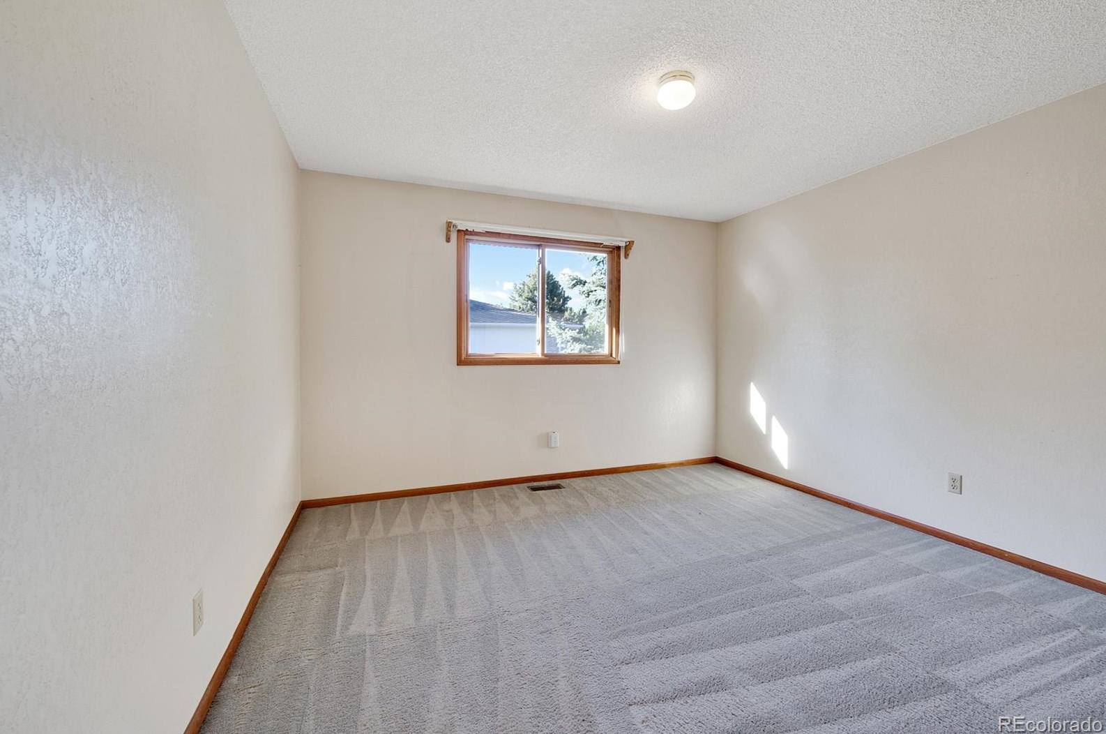 3198 Otero Cir, Littleton CO 80122-3877 exterior