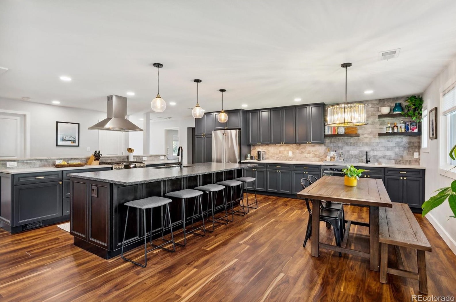 6080 Carr St, Arvada CO  80004-5406 exterior
