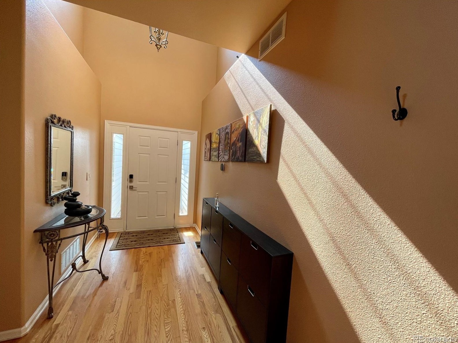 10154 Fairgate Way, Littleton, CO 80126-7854