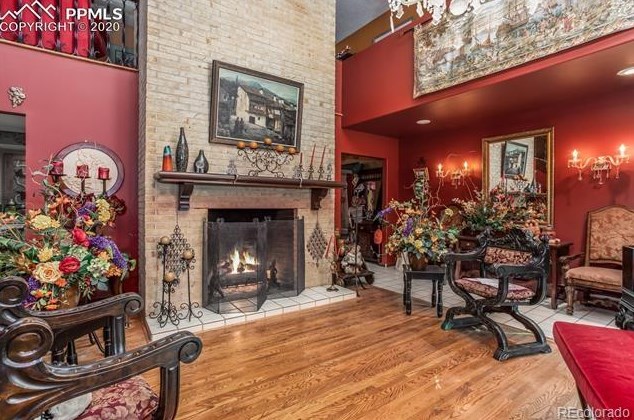26 Hutton Ln, Colorado Springs, CO 80906-3607