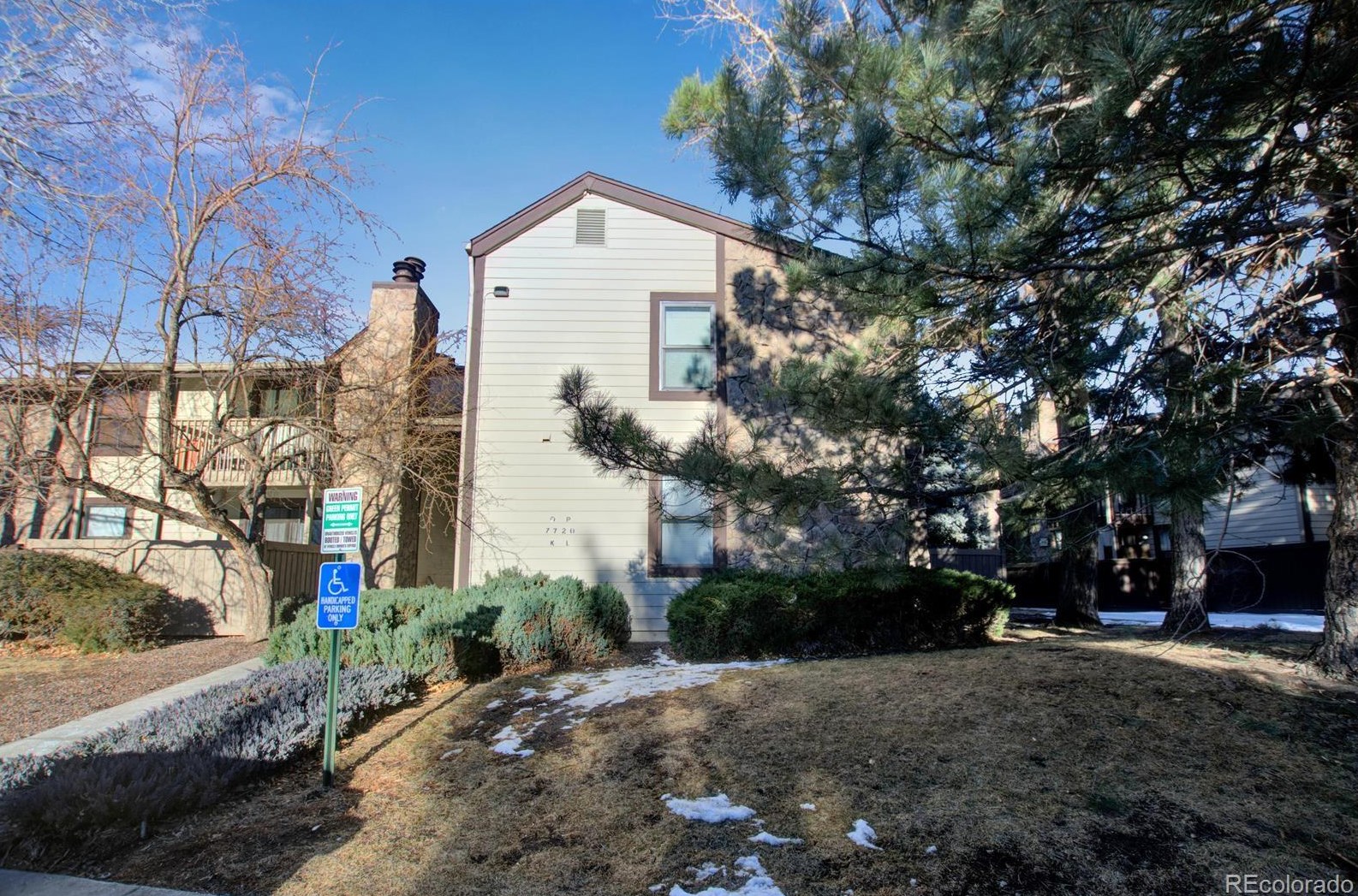 7720 87th Dr, Arvada CO  80005-1652 exterior