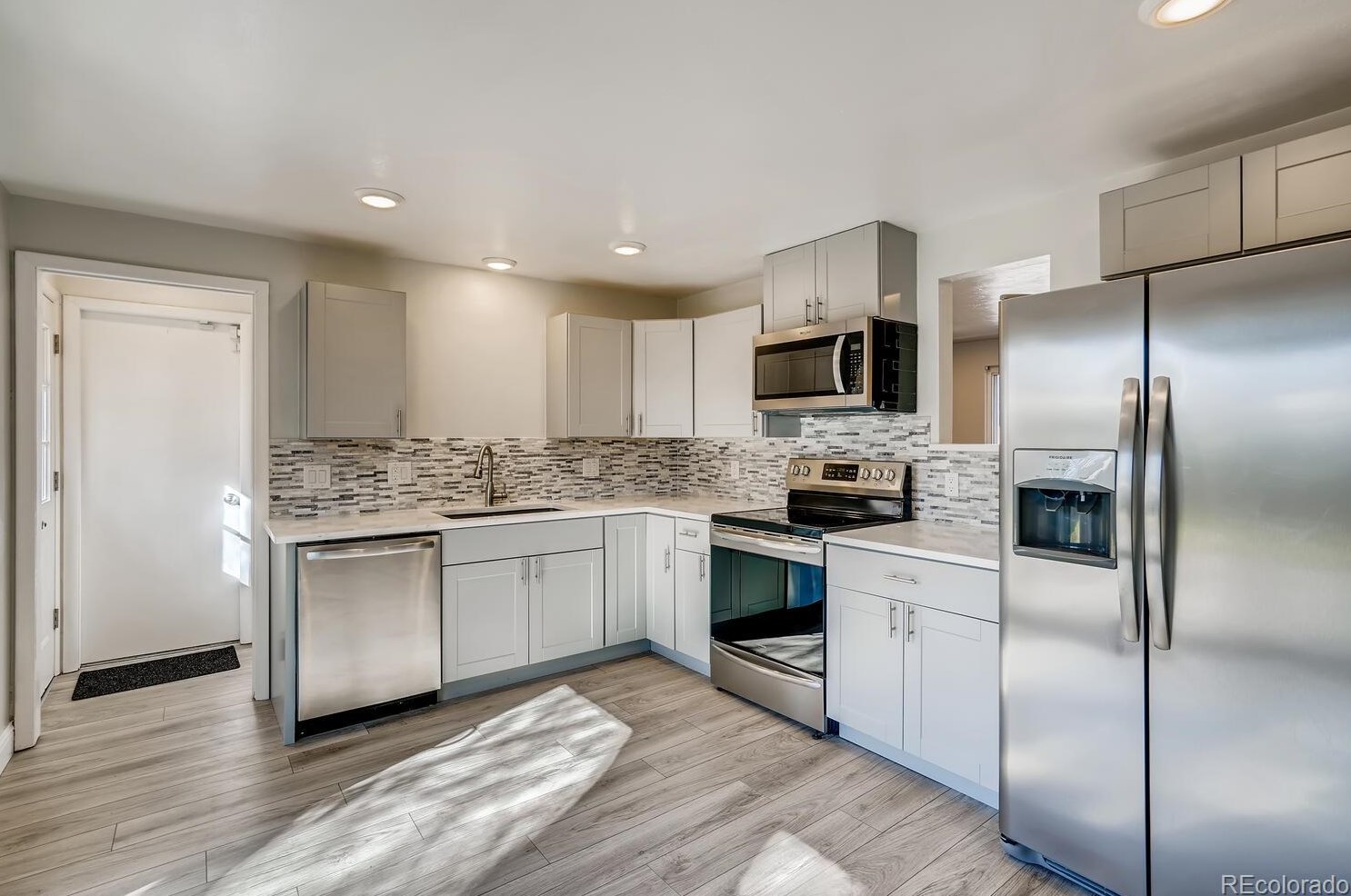 6361 Chase St, Arvada CO 80003-5226 exterior