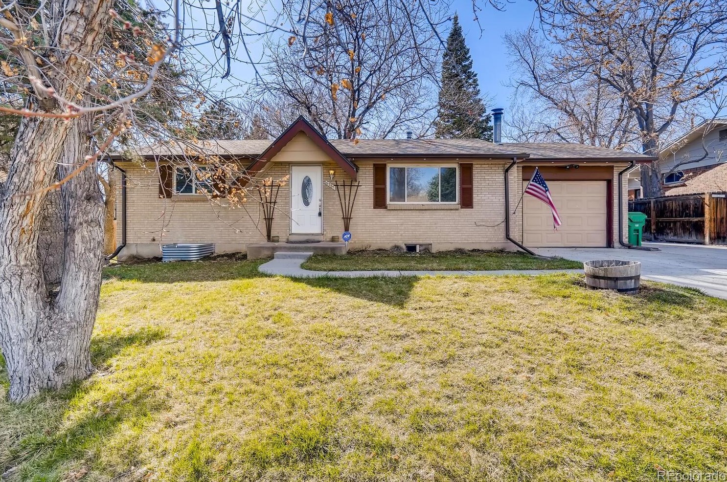 6361 Chase St, Arvada, CO 80003-5226