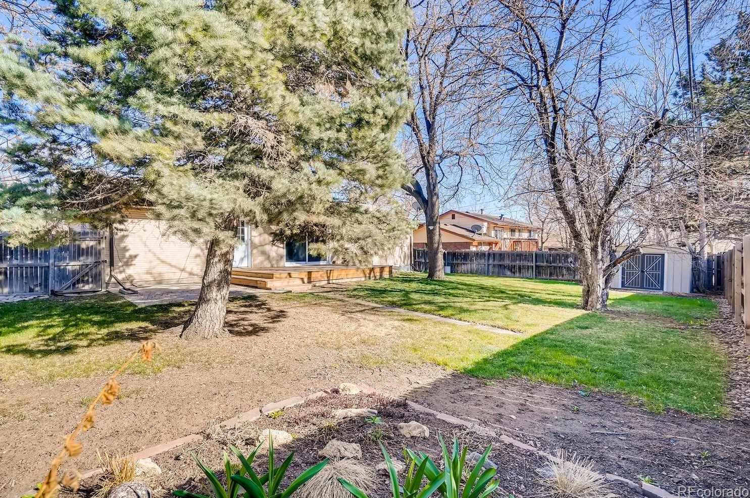 6361 Chase St, Arvada CO 80003-5226 exterior