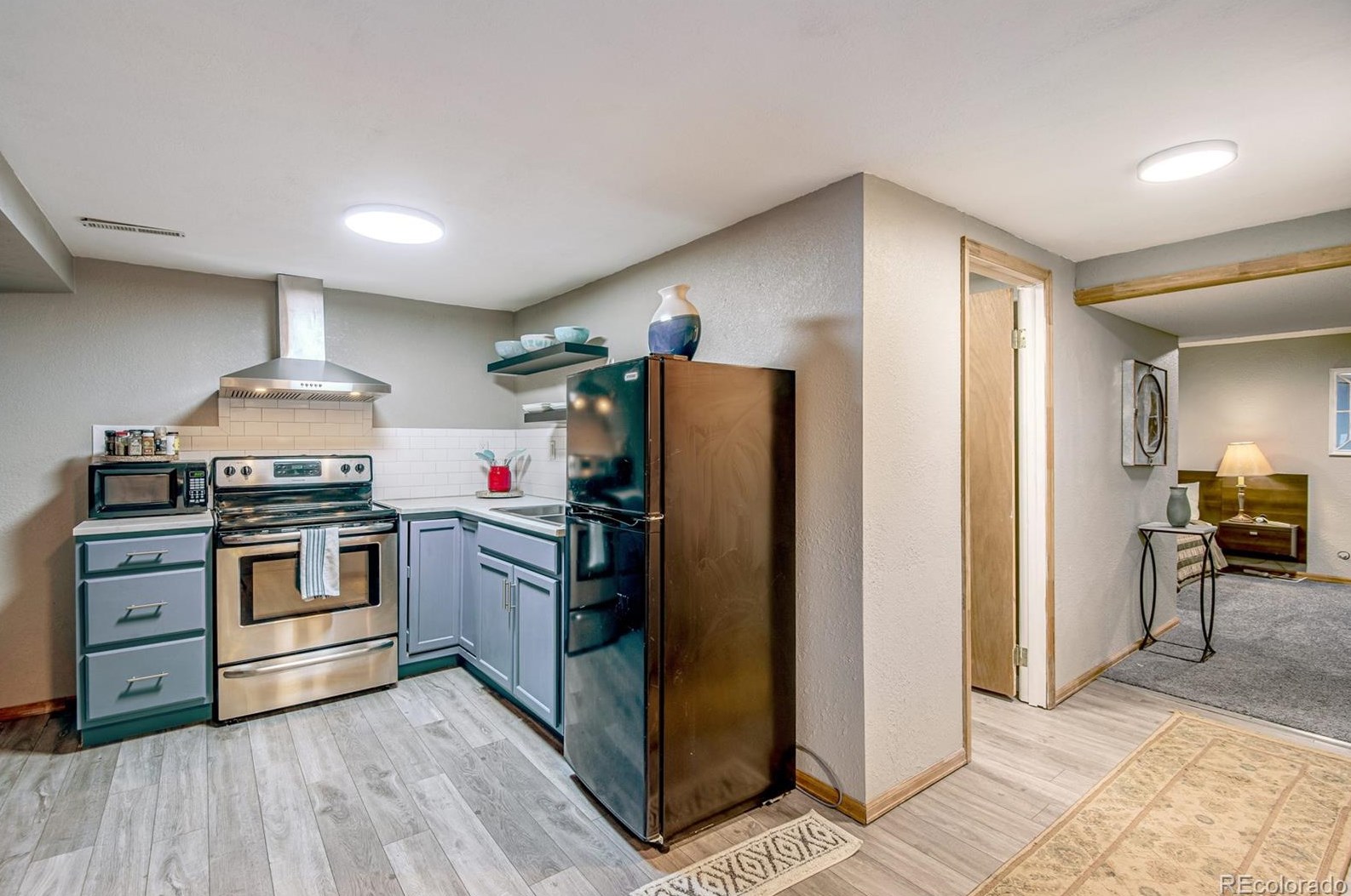 8261 Portland Ave, Littleton CO 80128-4495 exterior