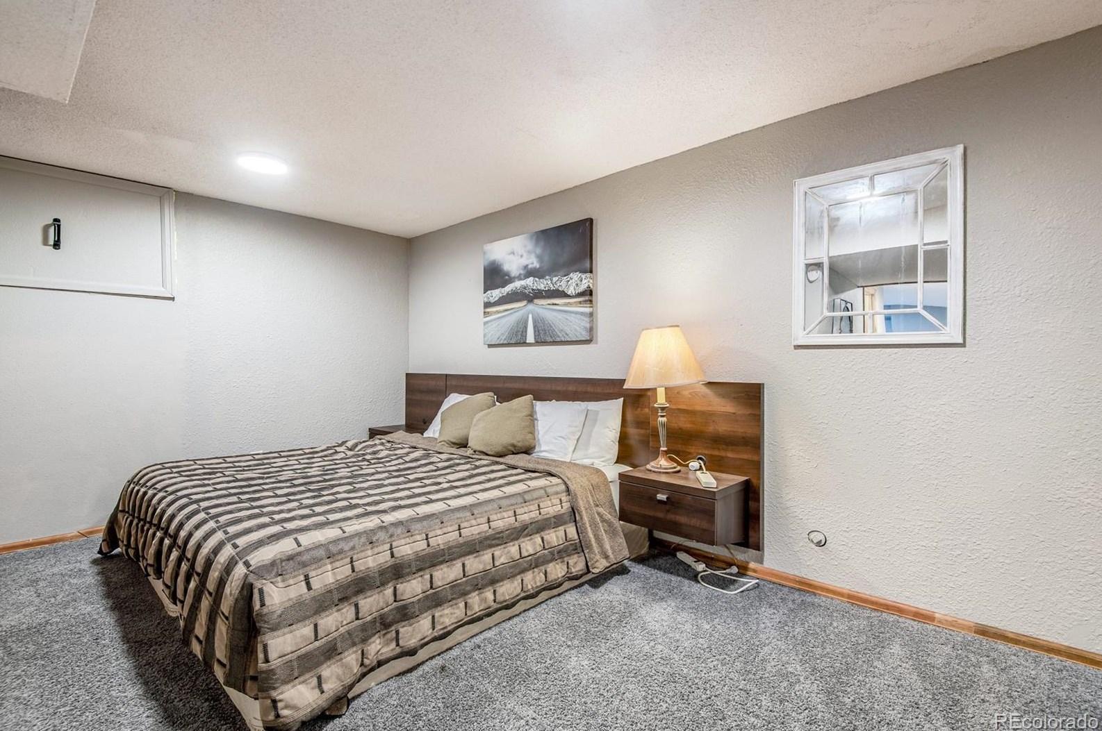 8261 Portland Ave, Littleton CO 80128-4495 exterior