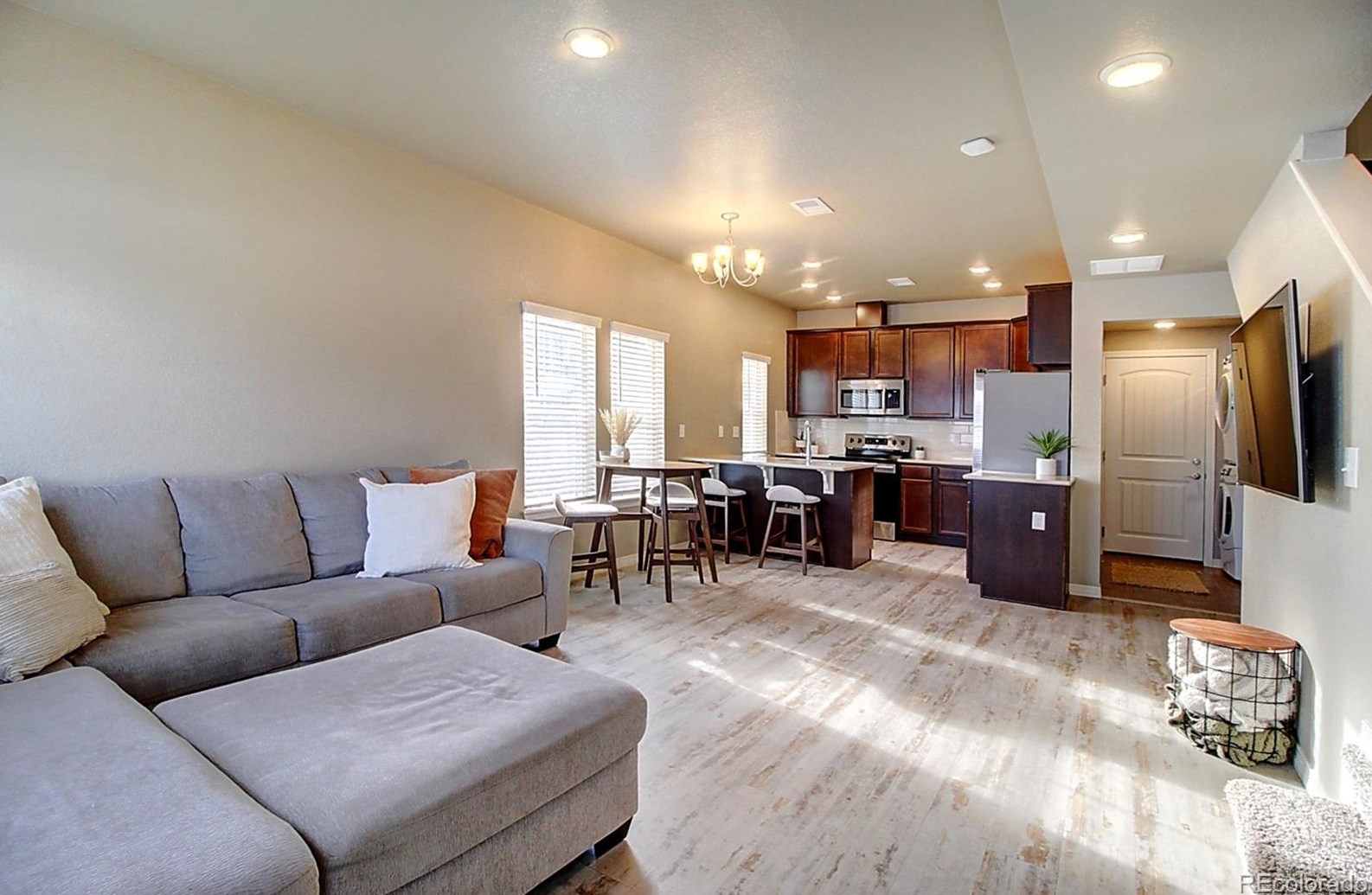 175 8th St, Longmont, CO 80513