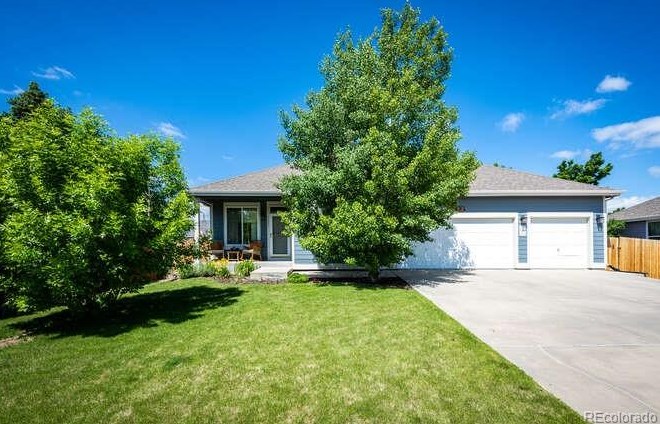 1993 Asoka St, Strasburg, CO 80136-7722