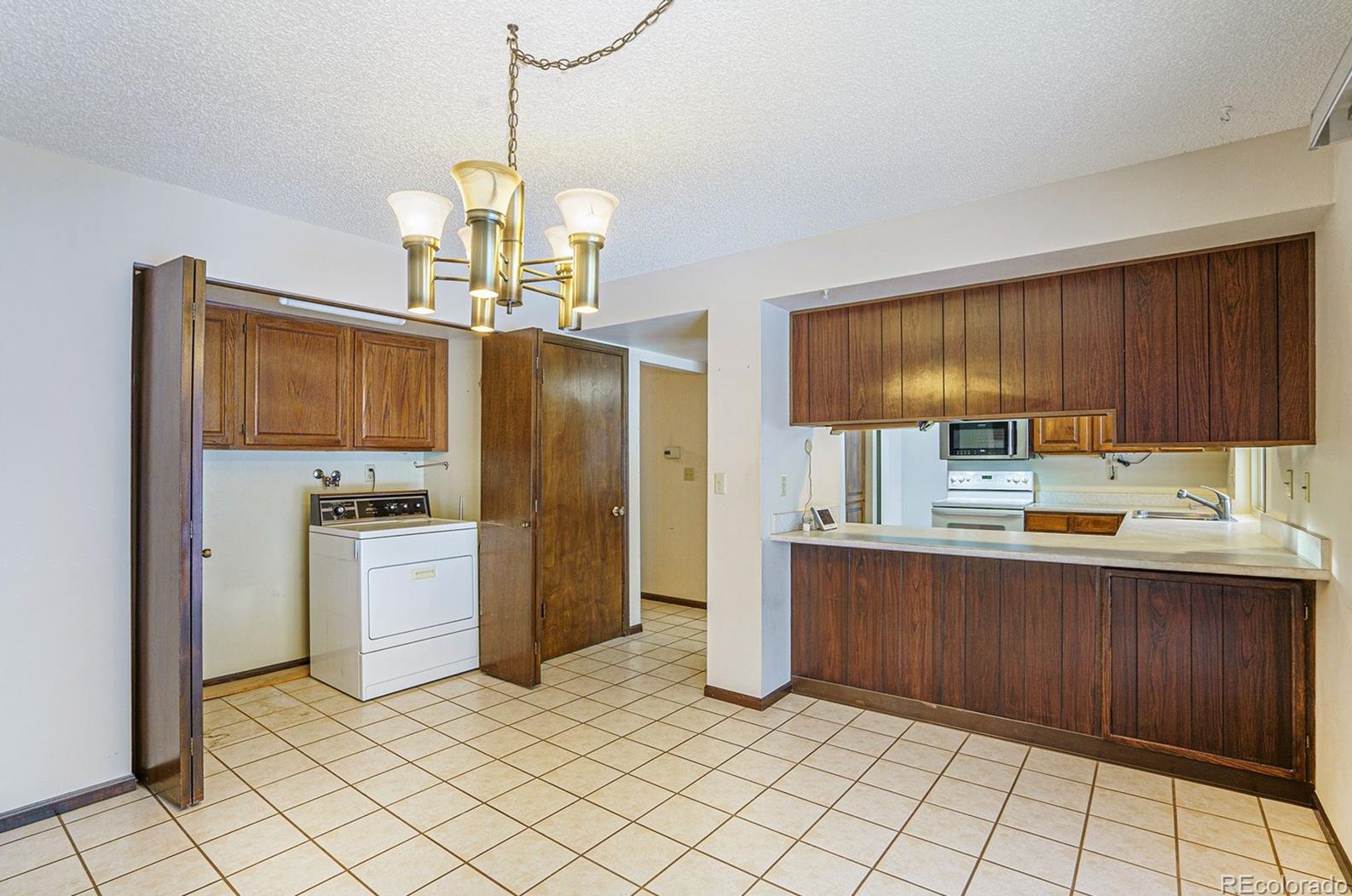 7643 Owens St, Arvada CO  80005-3440 exterior