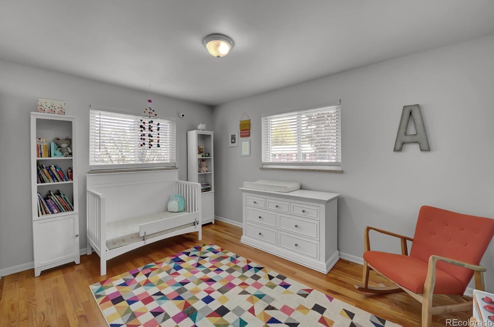 833 Crestline Ave, Littleton CO 80120-1217 exterior