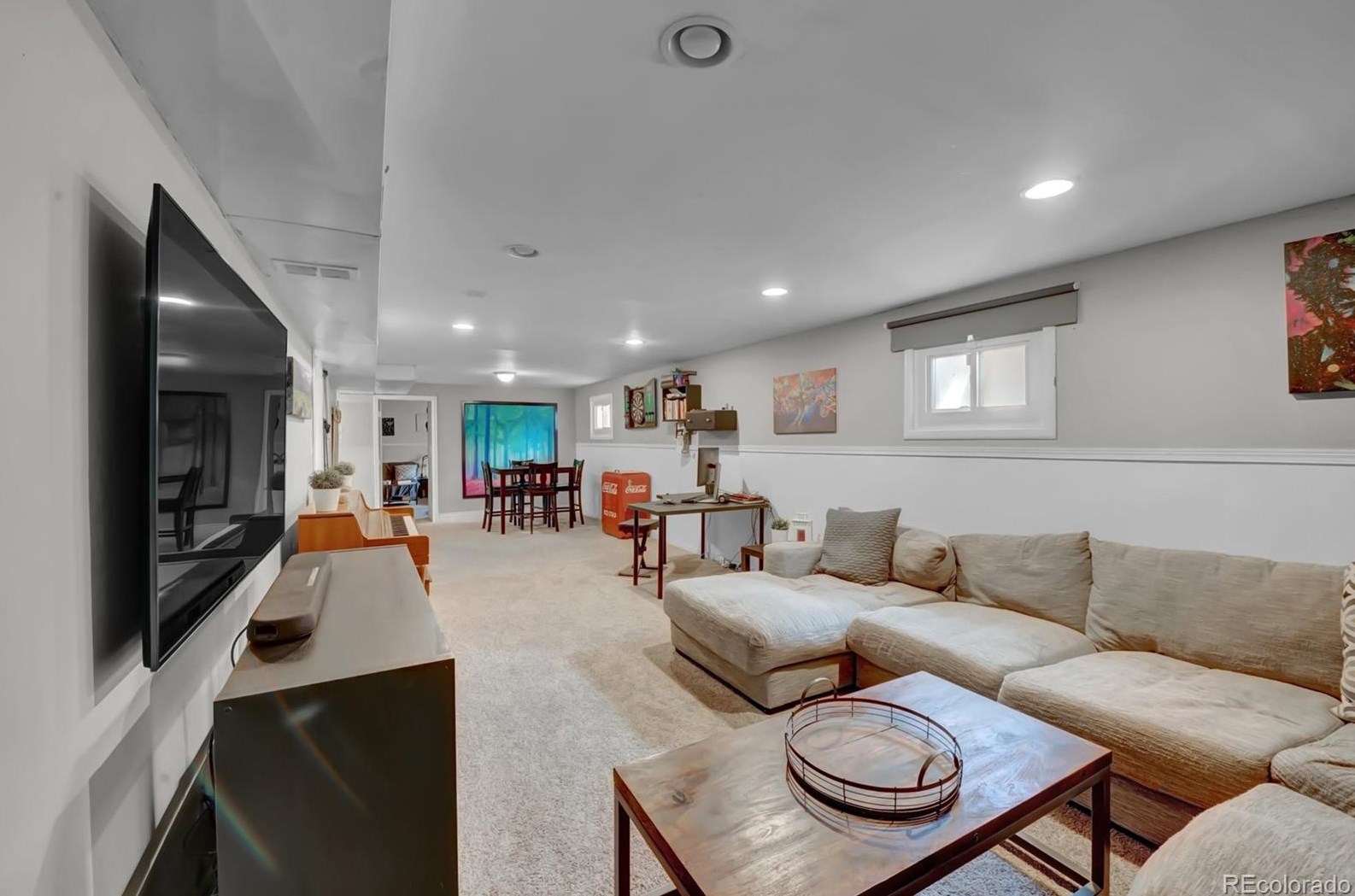 833 Crestline Ave, Littleton CO 80120-1217 exterior