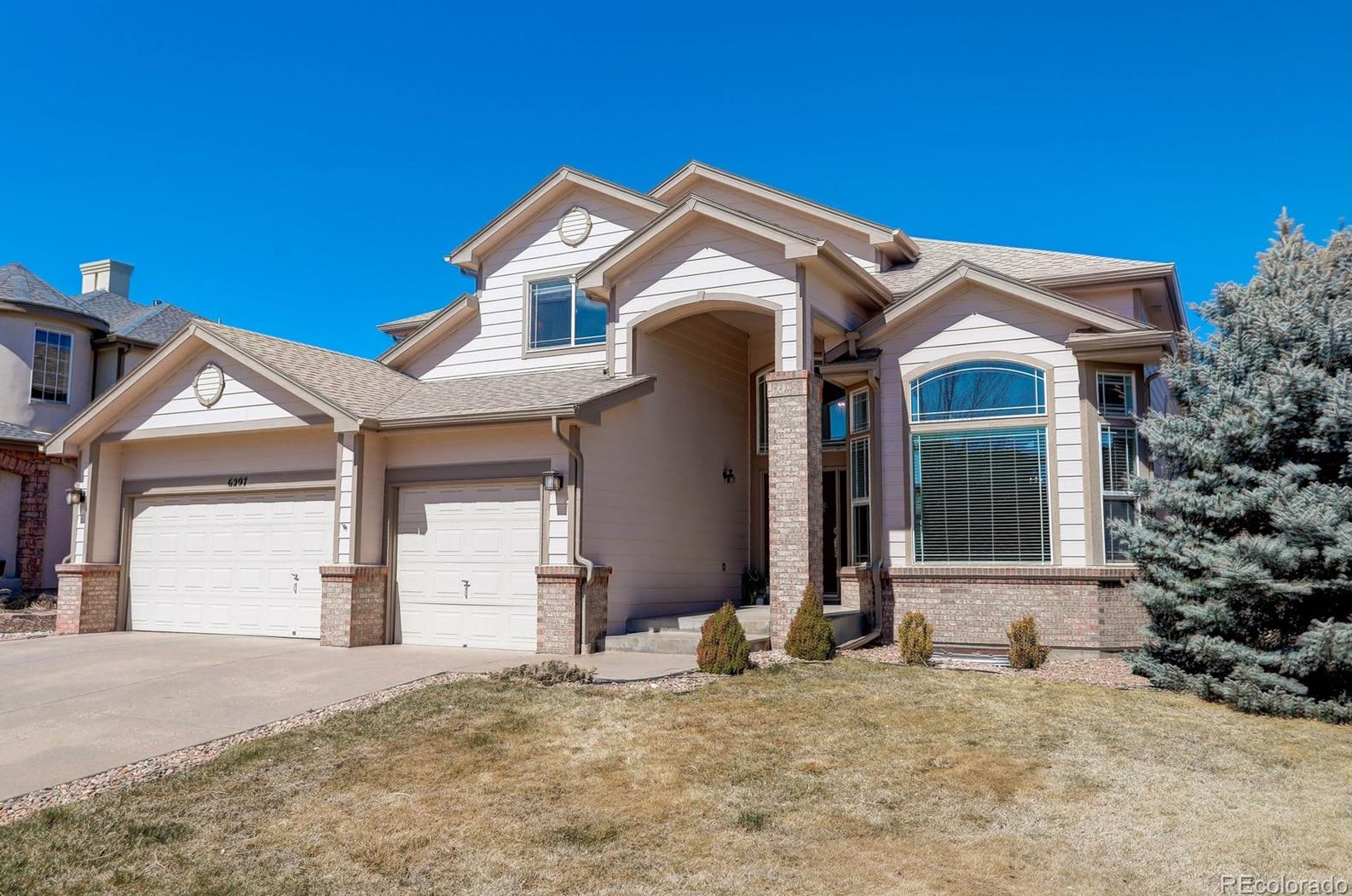 6297 Vacquero Dr, Castle Rock, CO 80108-9091